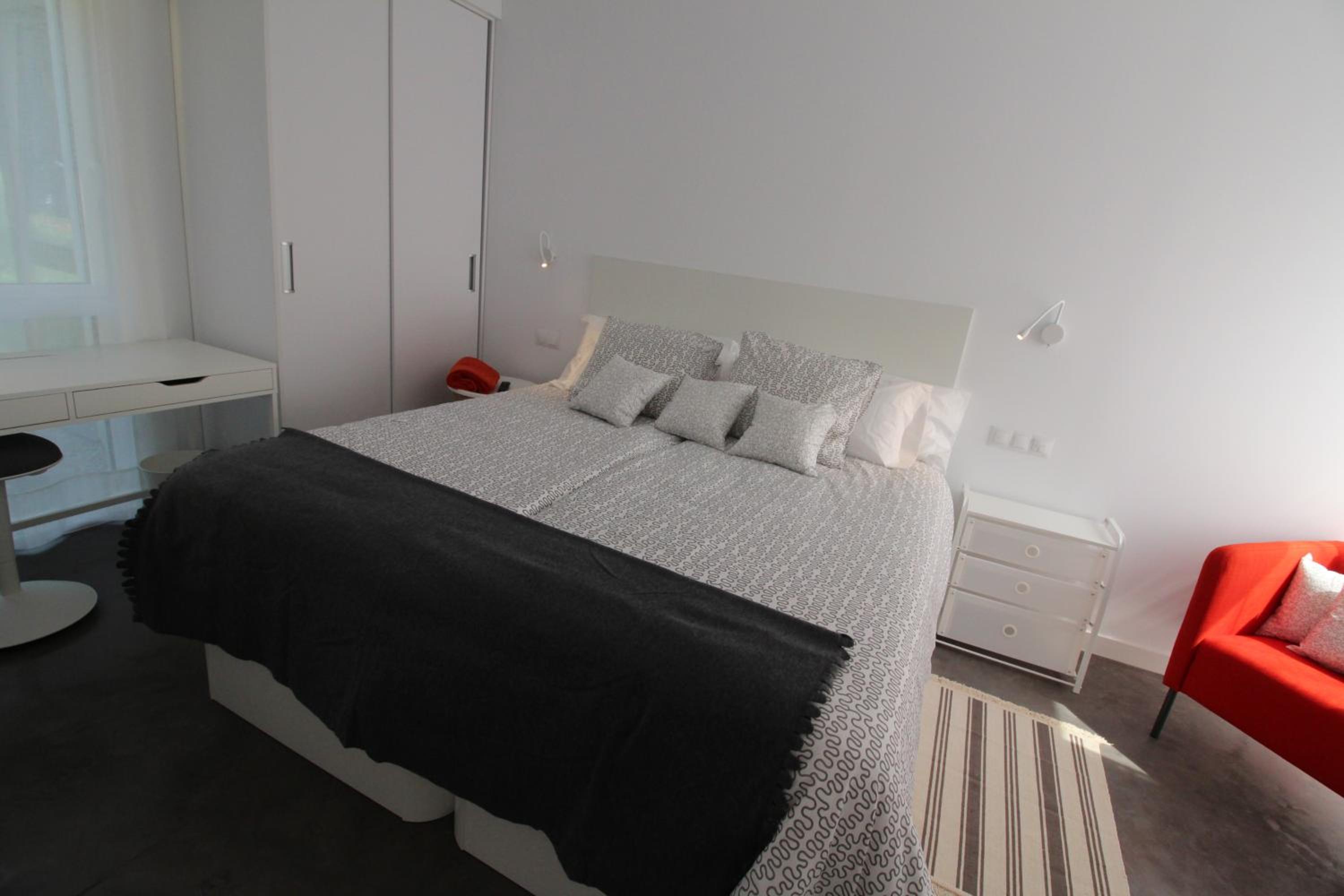 Apartamento 2 dormitorios con piscina y jardín - Apartamentos Montesomo
