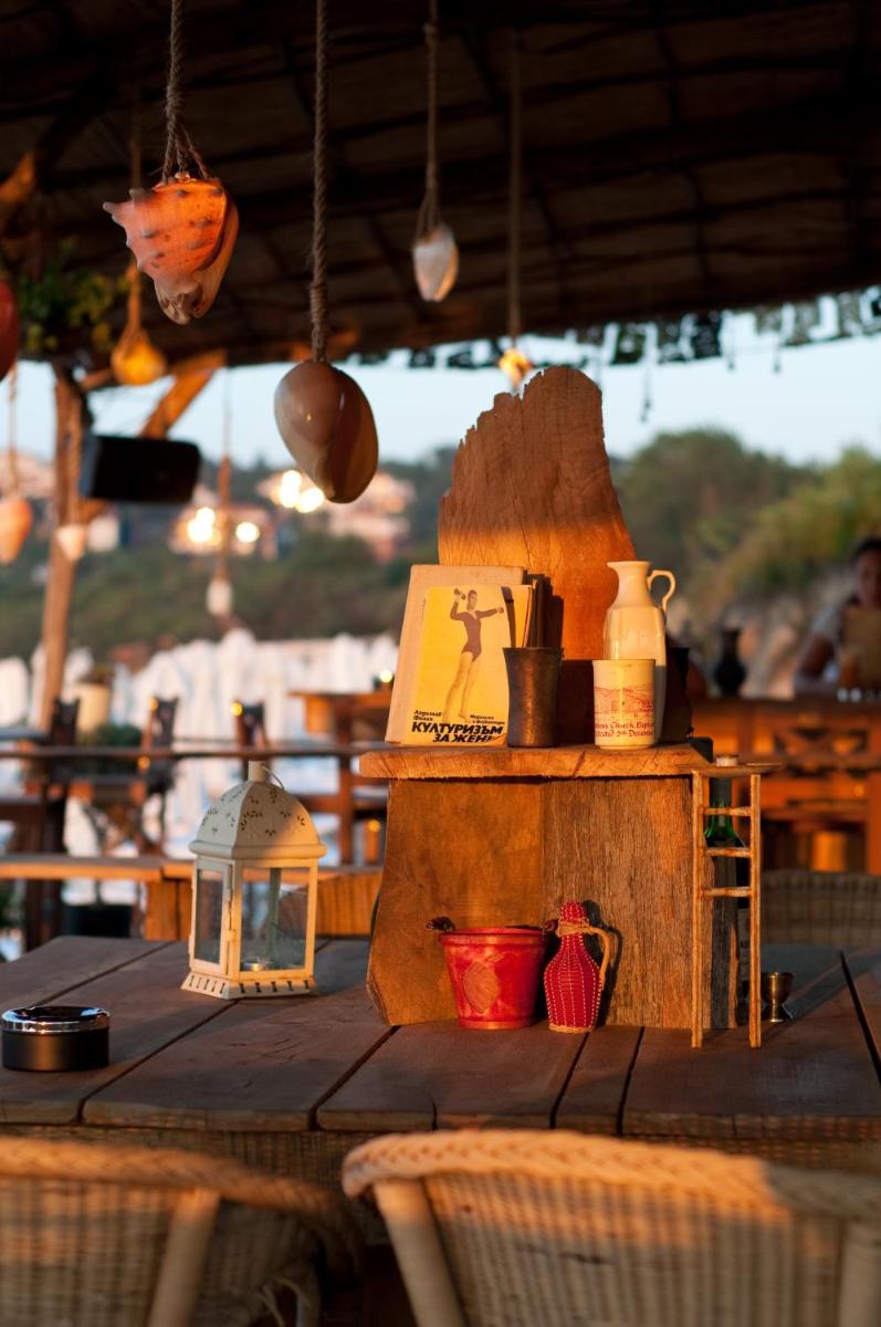 outdoor BBQ area