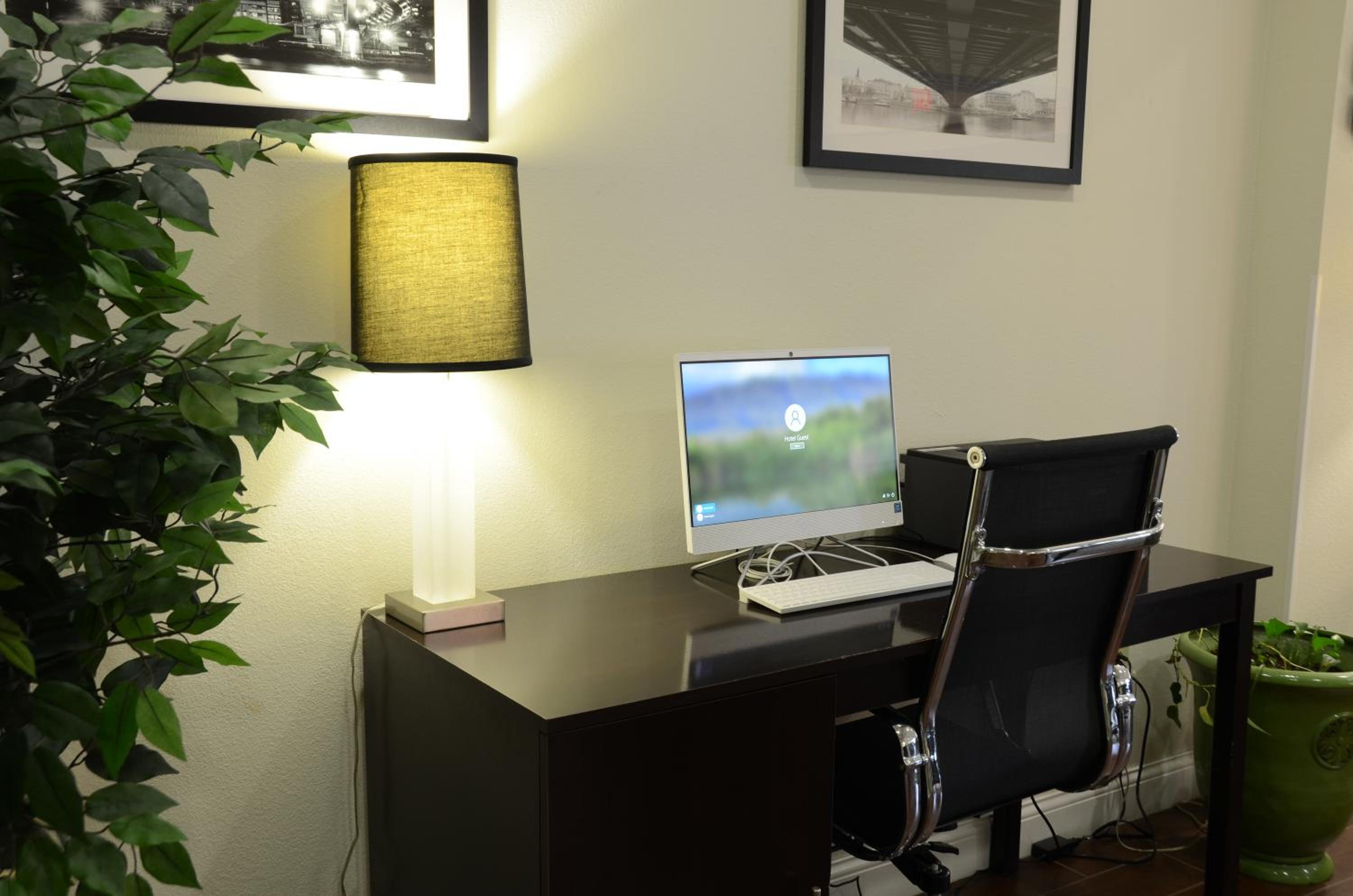 Cave City Vacations - Sleep Inn  Suites - Property Image 1