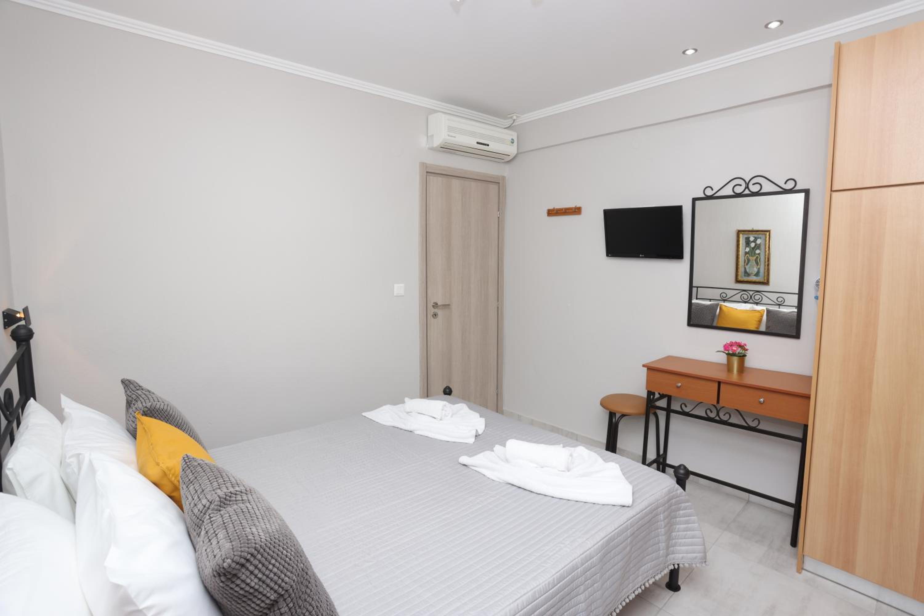 Katerina Apartments