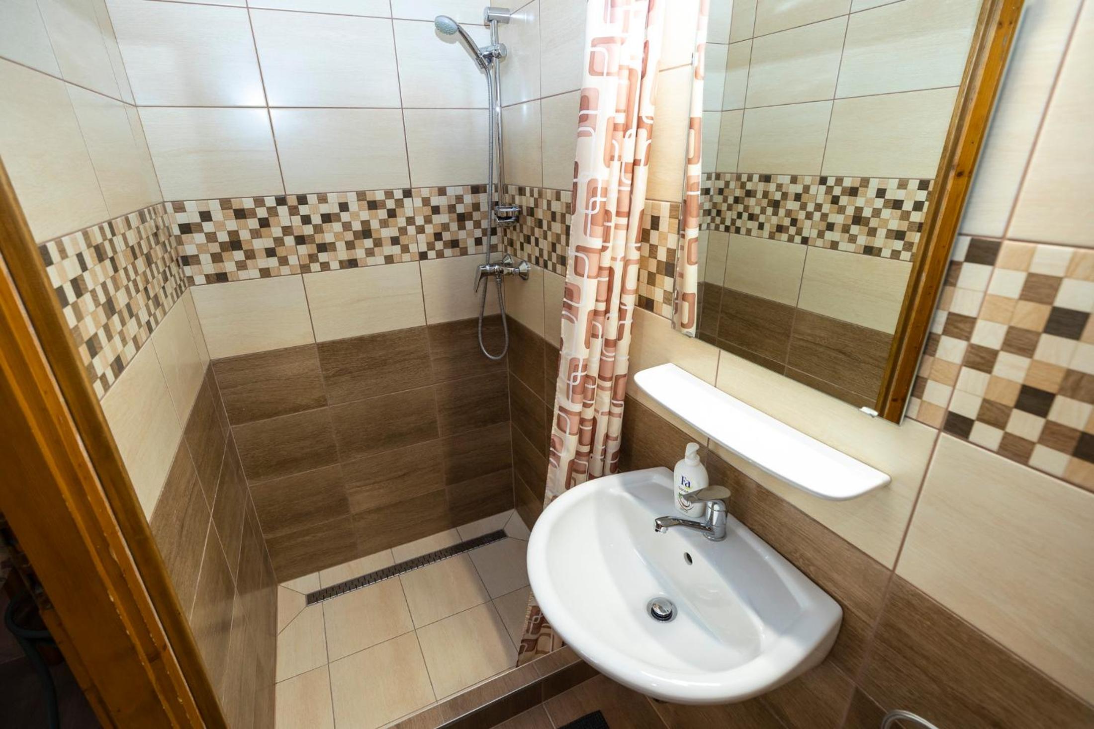 Cecey Apartman view 4