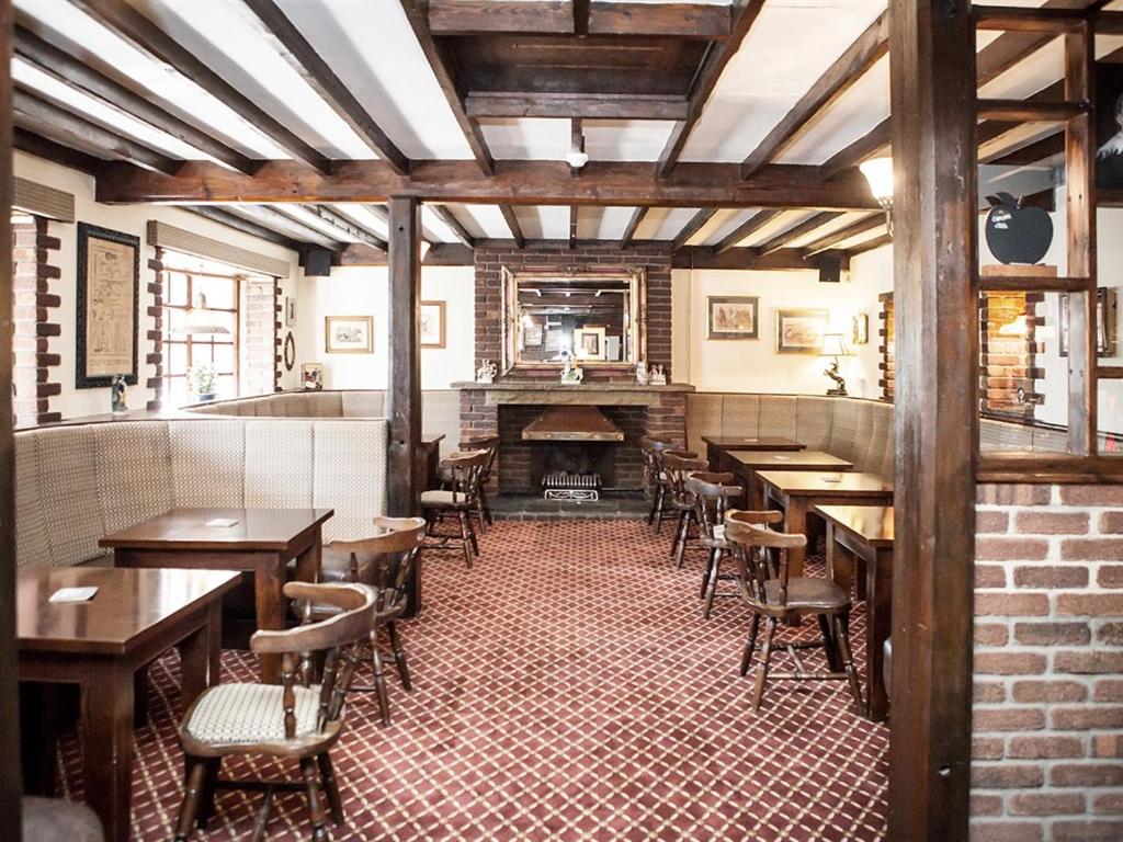 The Crewe Arms Hotel