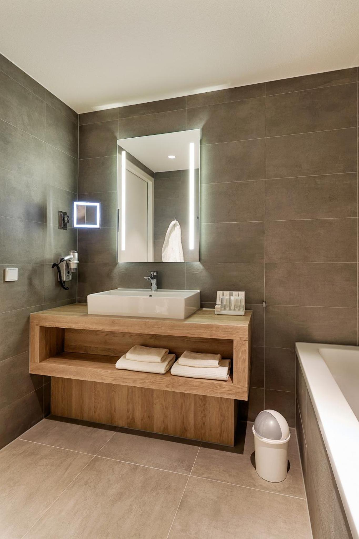 Breda Vacations - Van der Valk Hotel Breda - Property Image 9