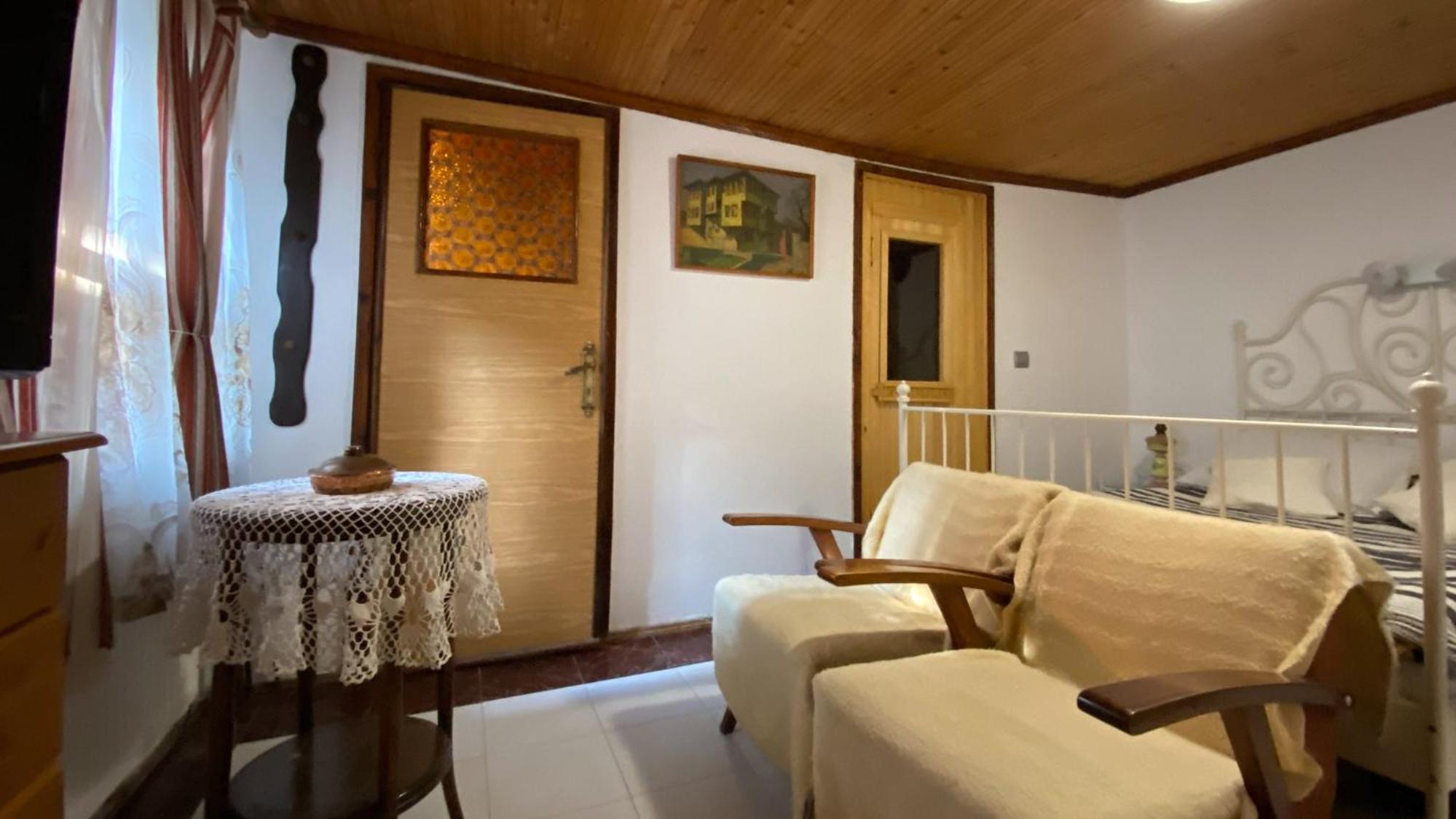 The Old Grocery, Guest Rooms