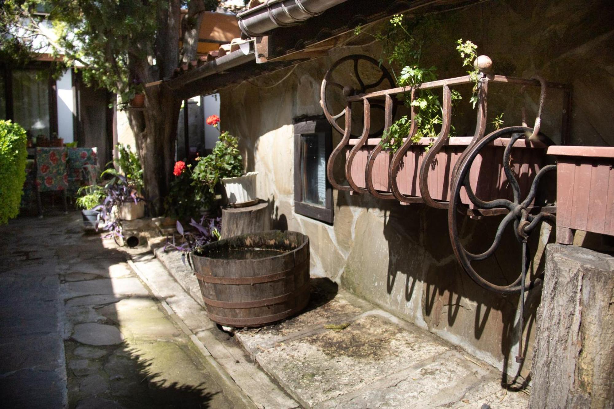 The Old Grocery, Guest Rooms