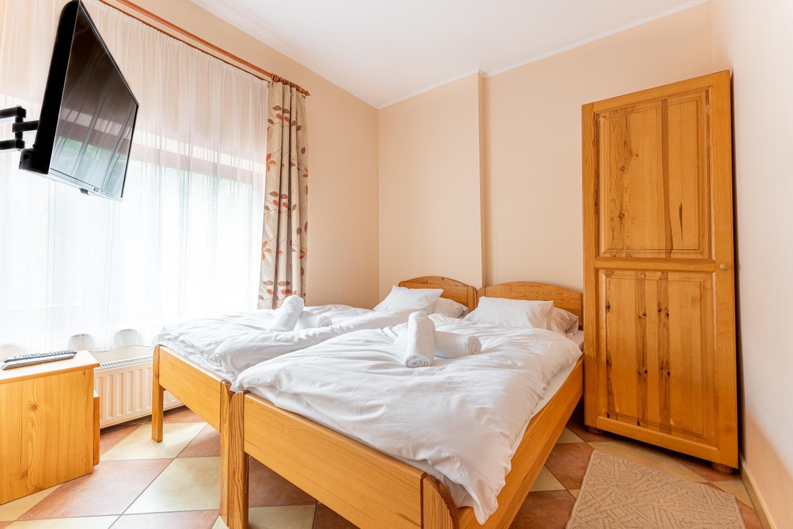 Varázskő Apartman view 5