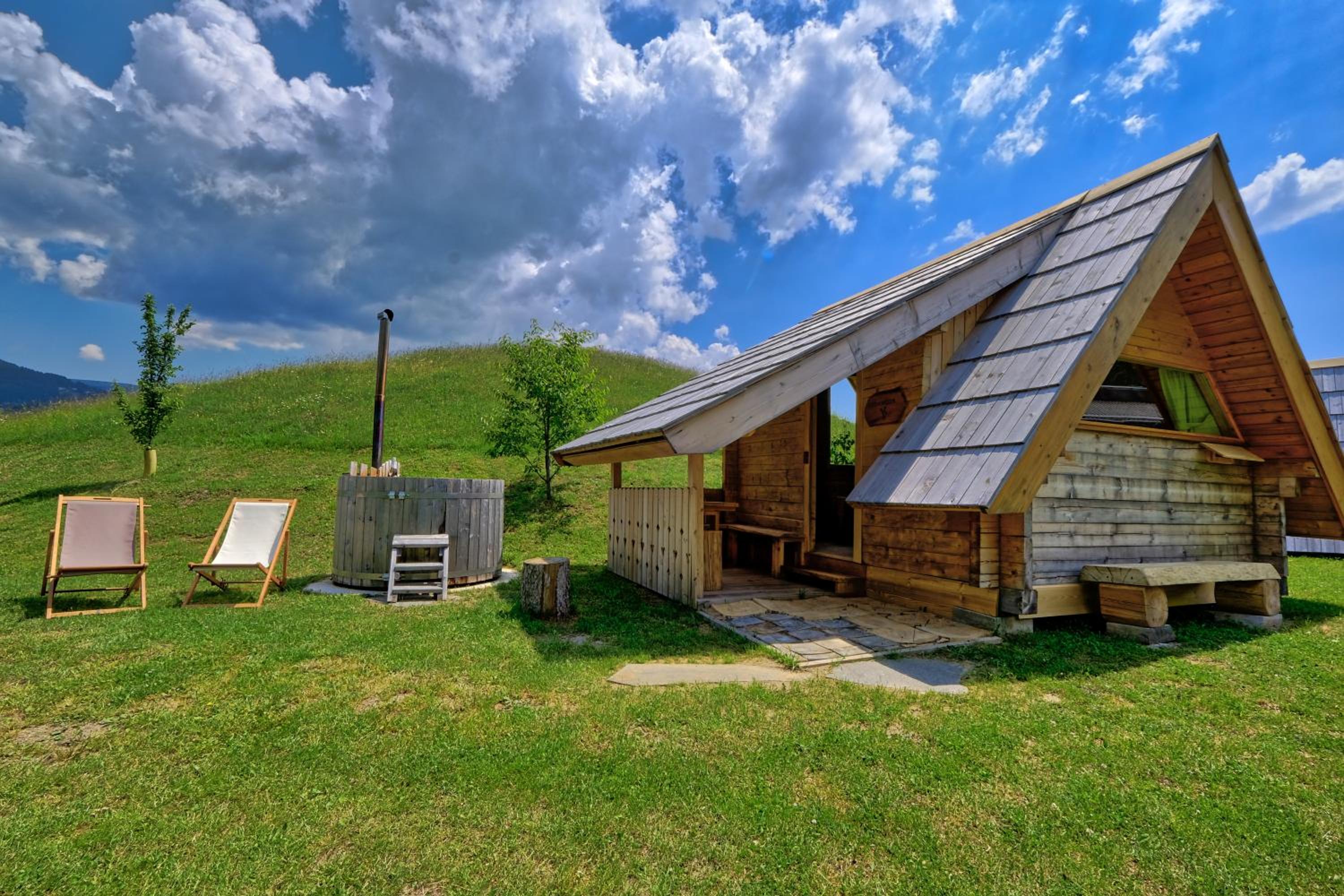 Glamping Brodej view 3
