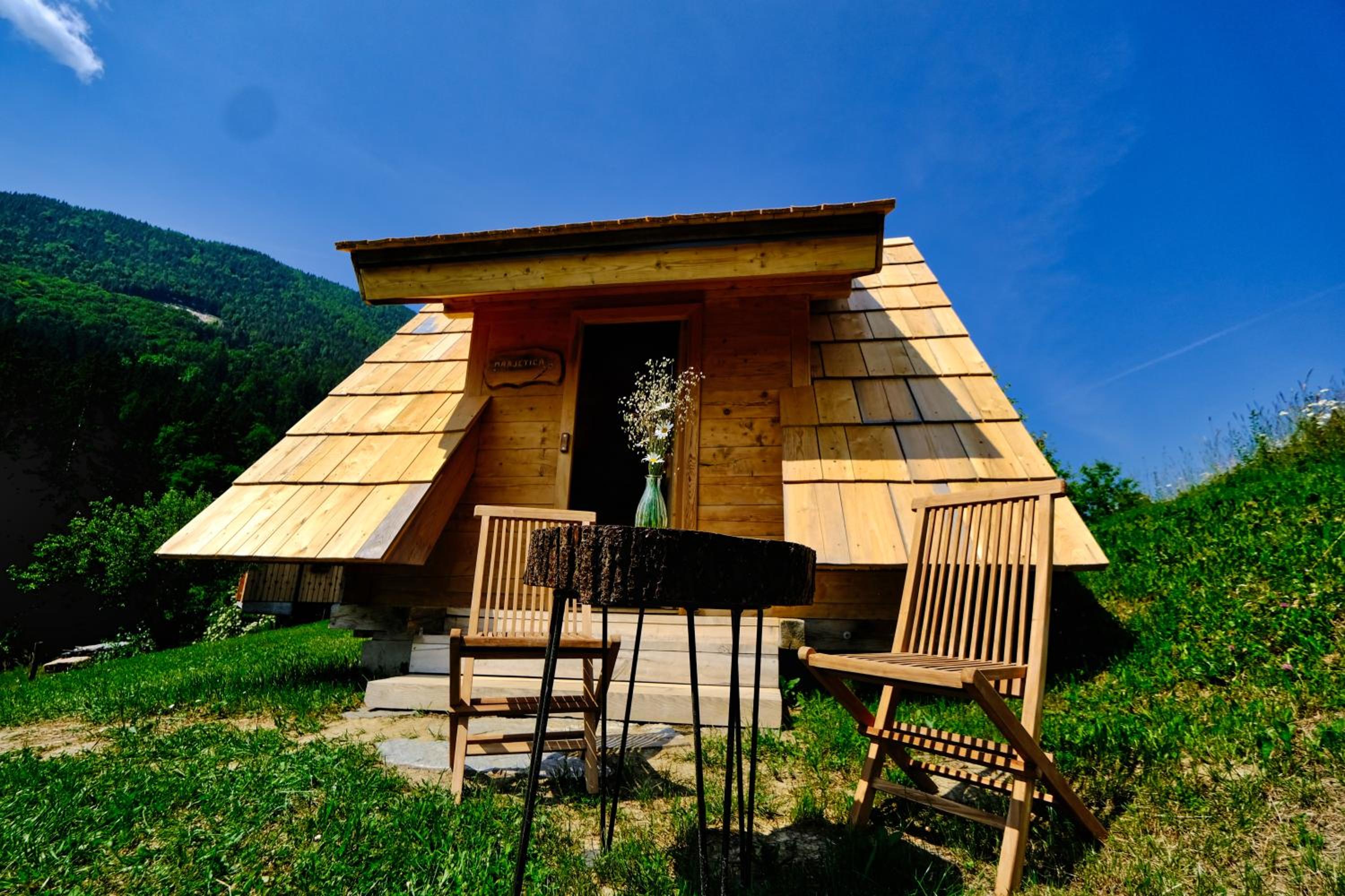 Glamping Brodej view 2