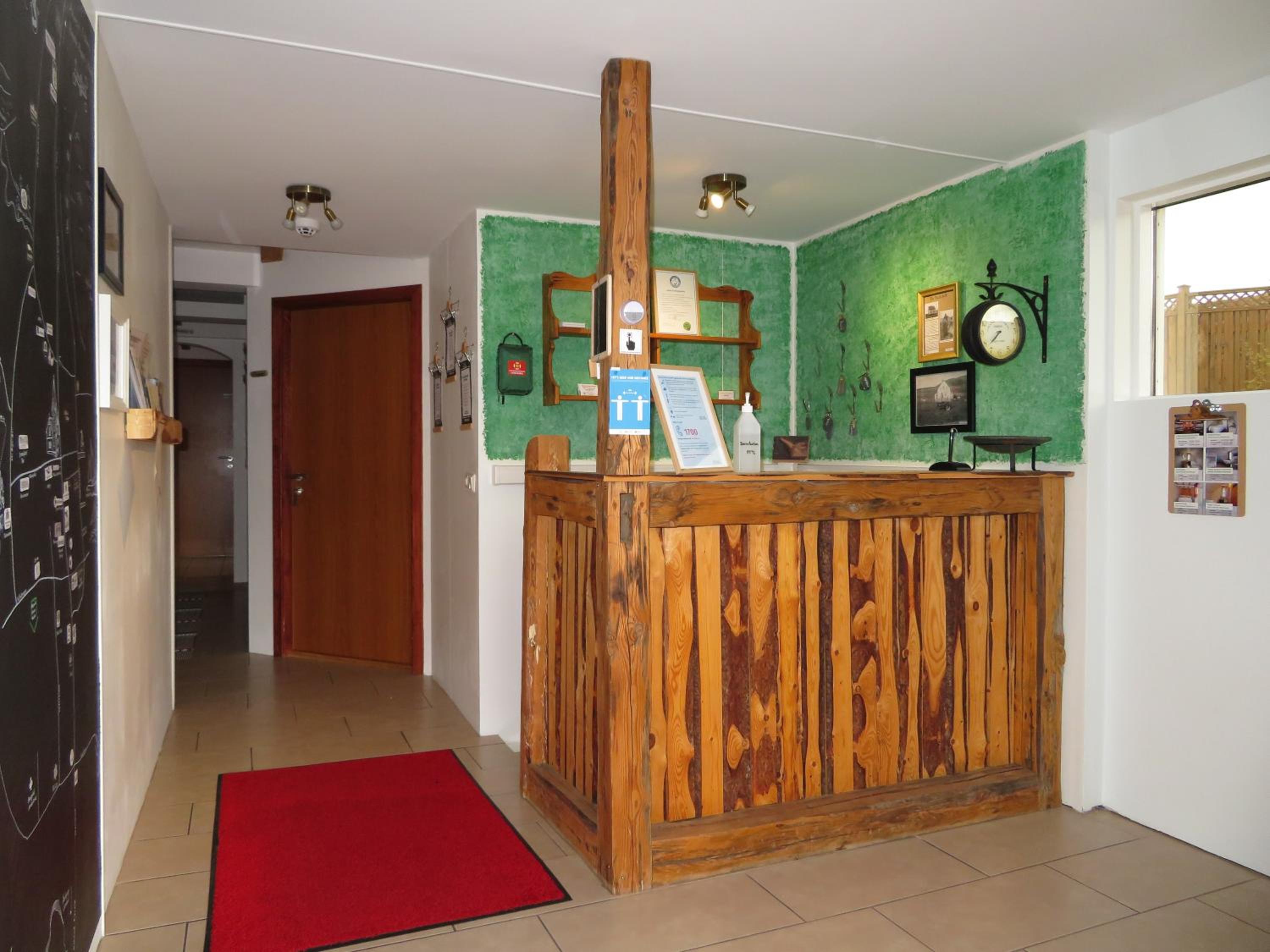 Photo 25