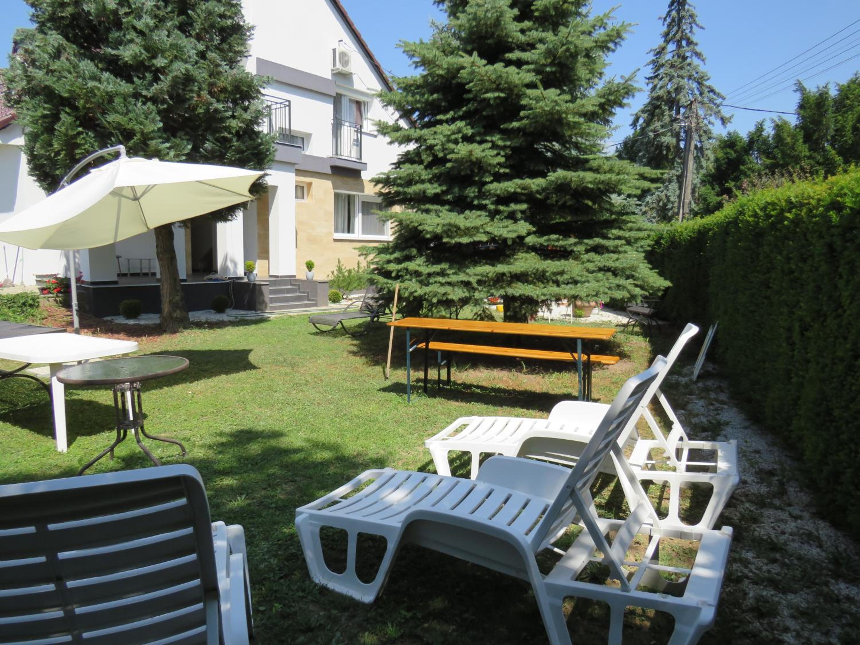 ART INN APARTMANHÁZ BALATON-GYENESDIÁS
