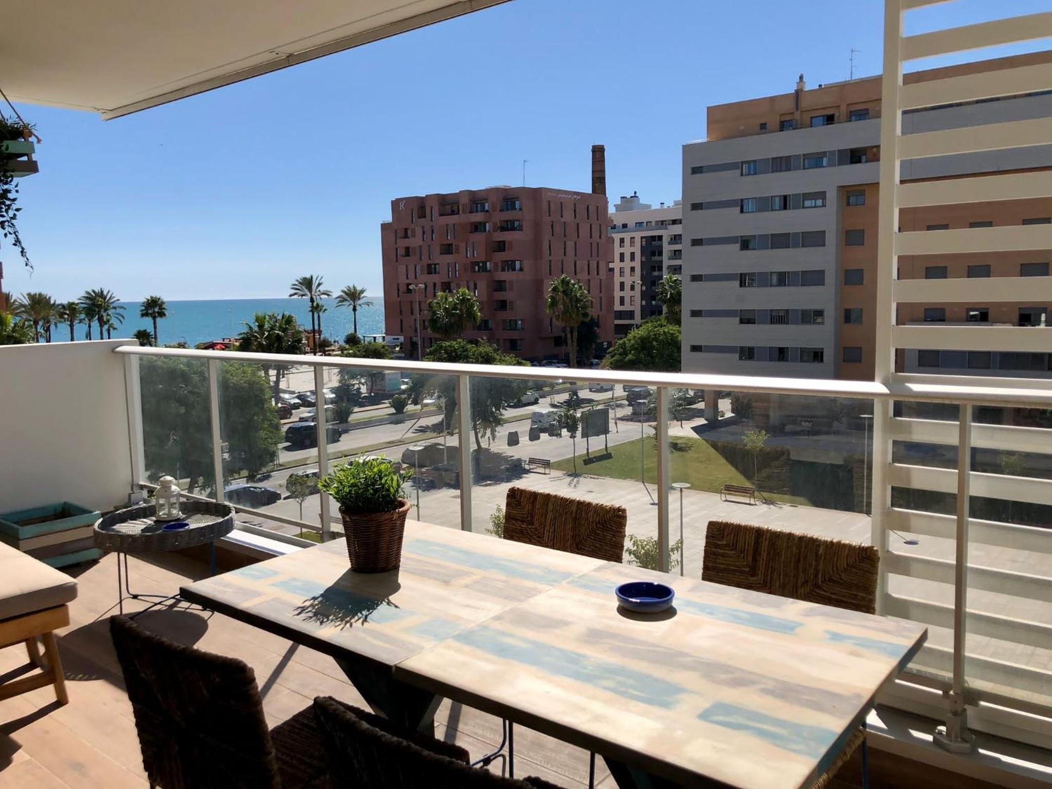 Telma-Playa Gran terraza by AlohaMalaga