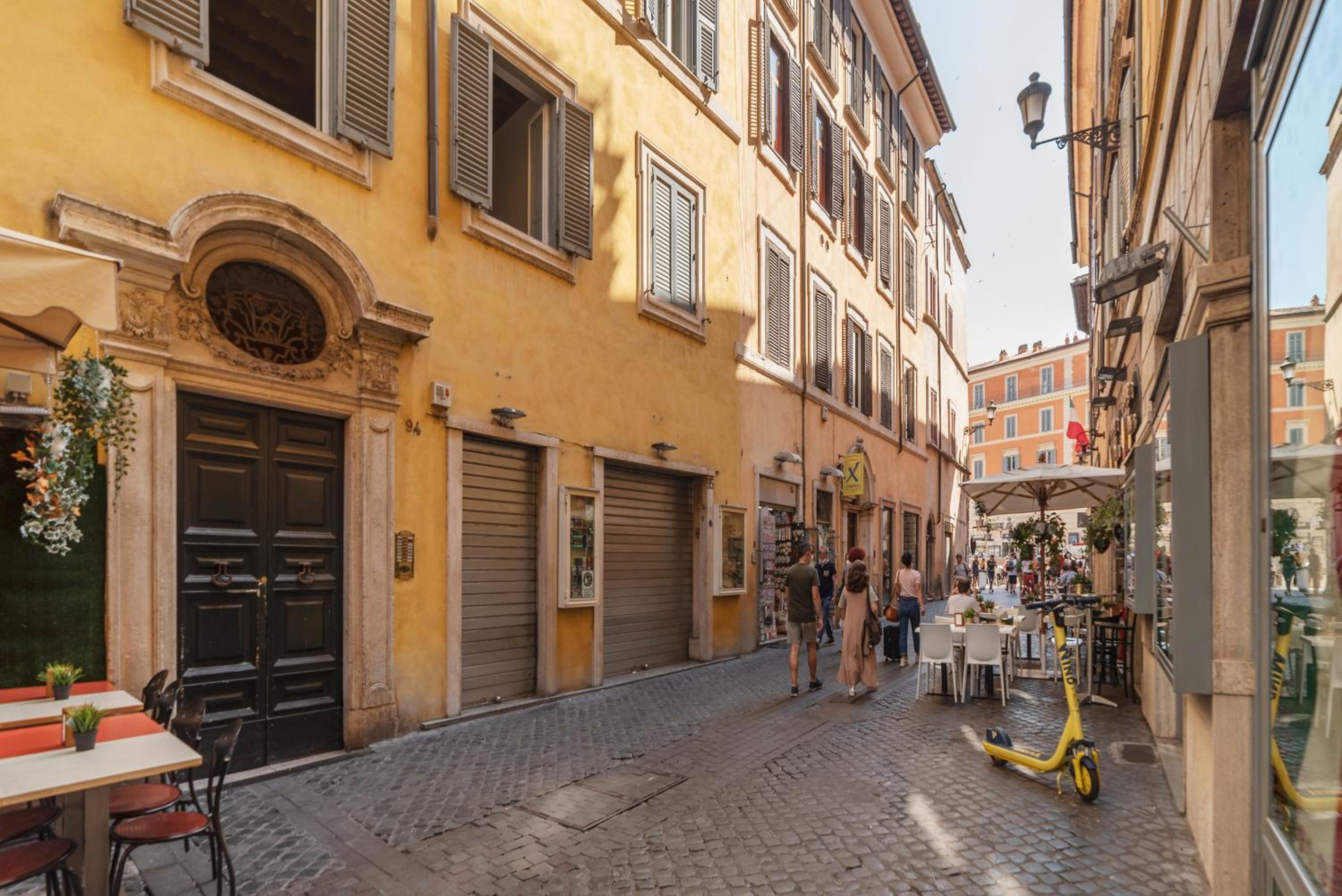 GuestHost - Fontana di Trevi Elegant and Exclusive Apartment