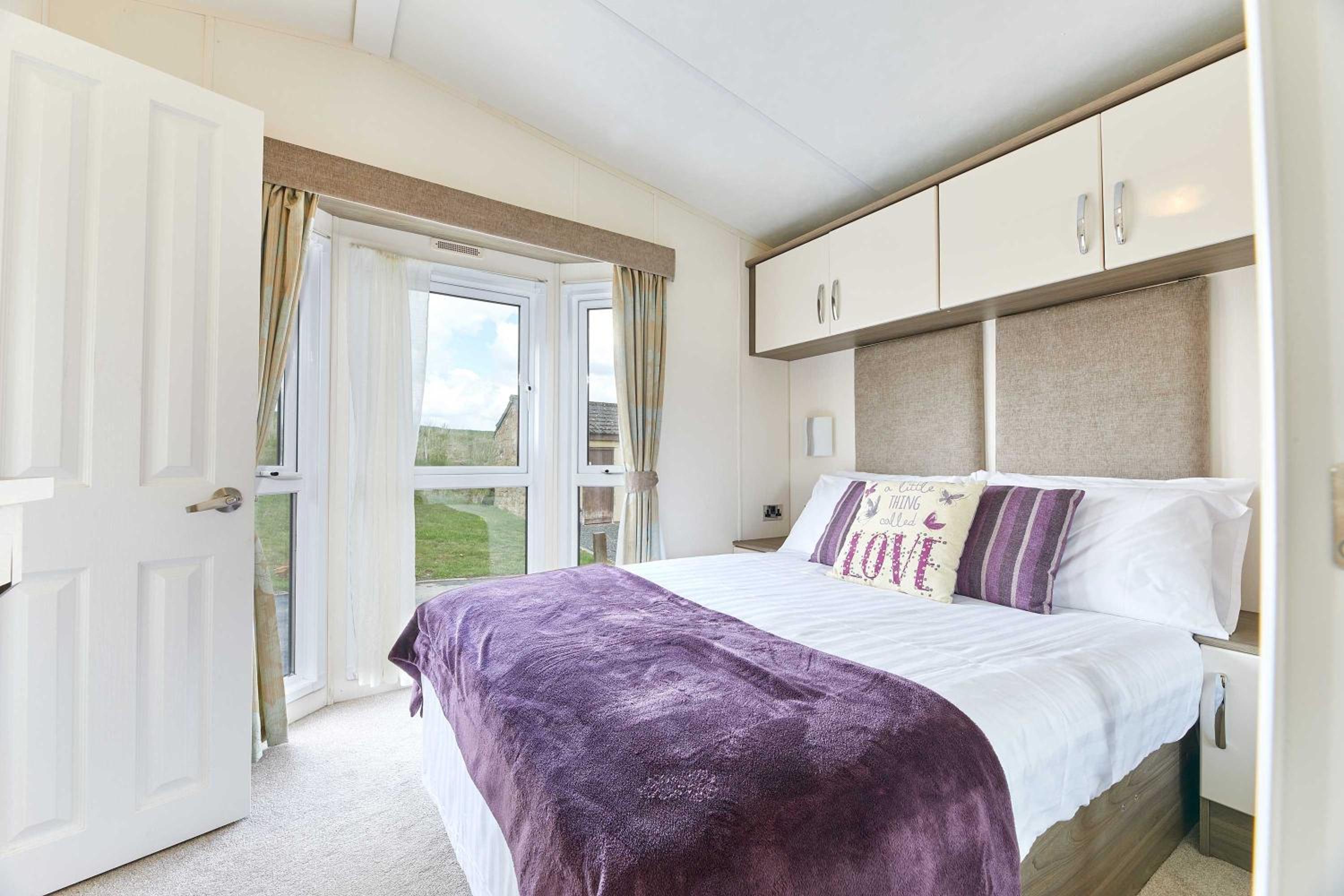 Host & Stay - Yolo Lodge view 4