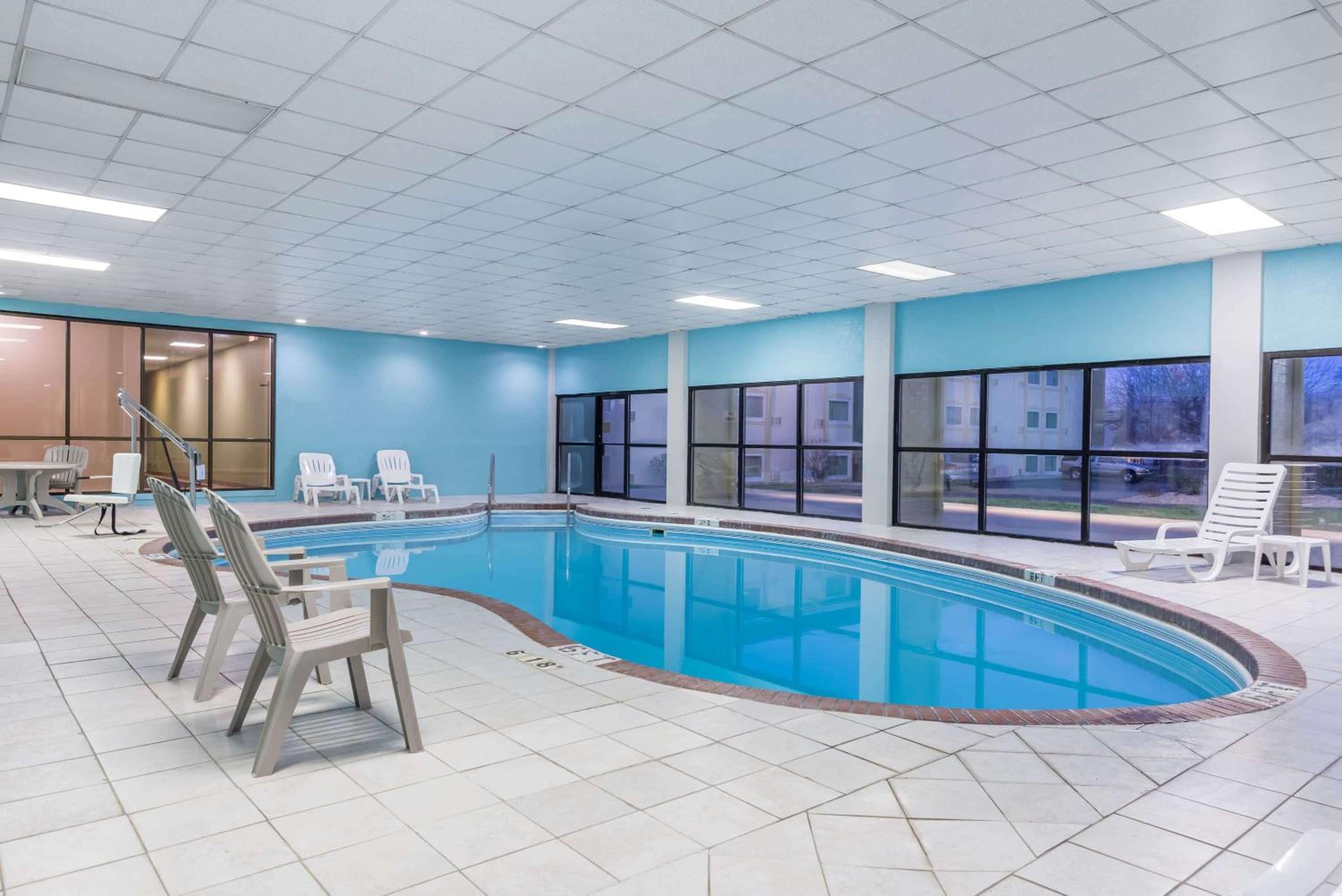 Kokomo Vacations - Baymont by Wyndham Kokomo - Property Image 2