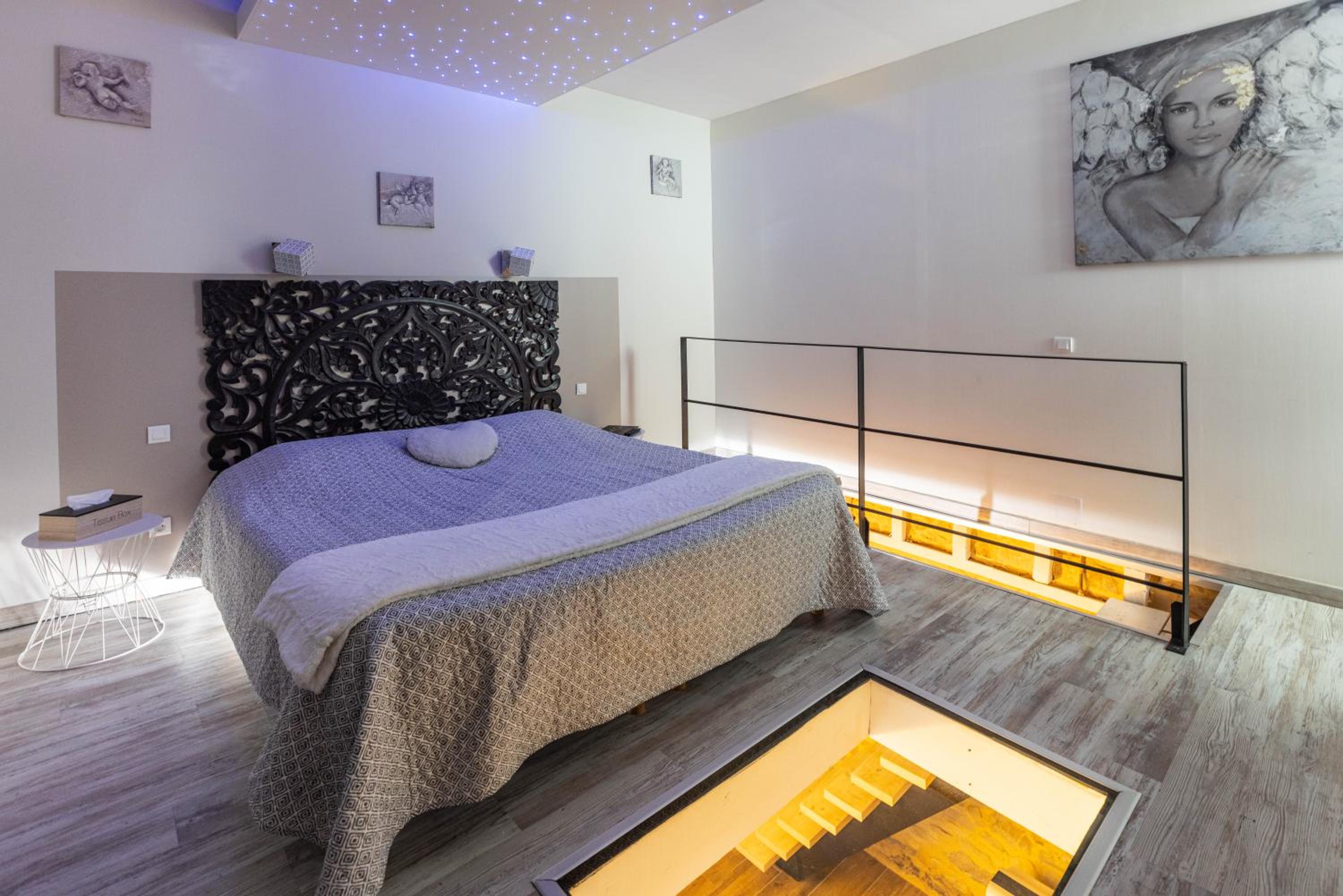 Au domaine des anges, 3 gîtes luxueux avec Jacuzzi privatif, sauna, mini-piscine, piscine extérieure chauffée en saison, photo 12