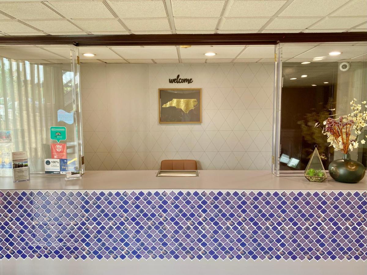 hotel reception