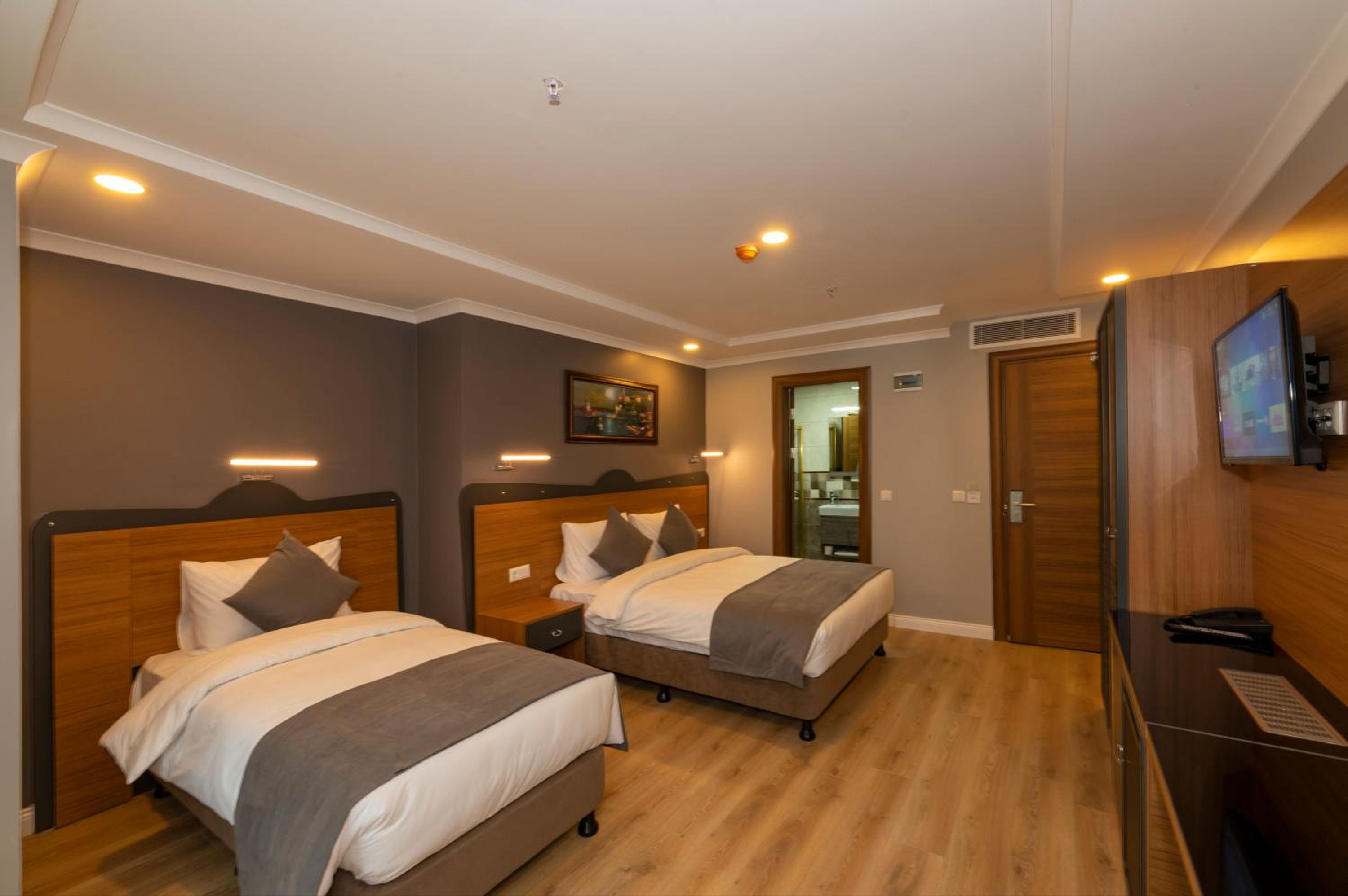 New Emin Otel - Image 24