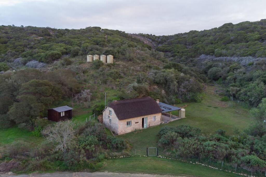 Paddahoek Cottage view 3