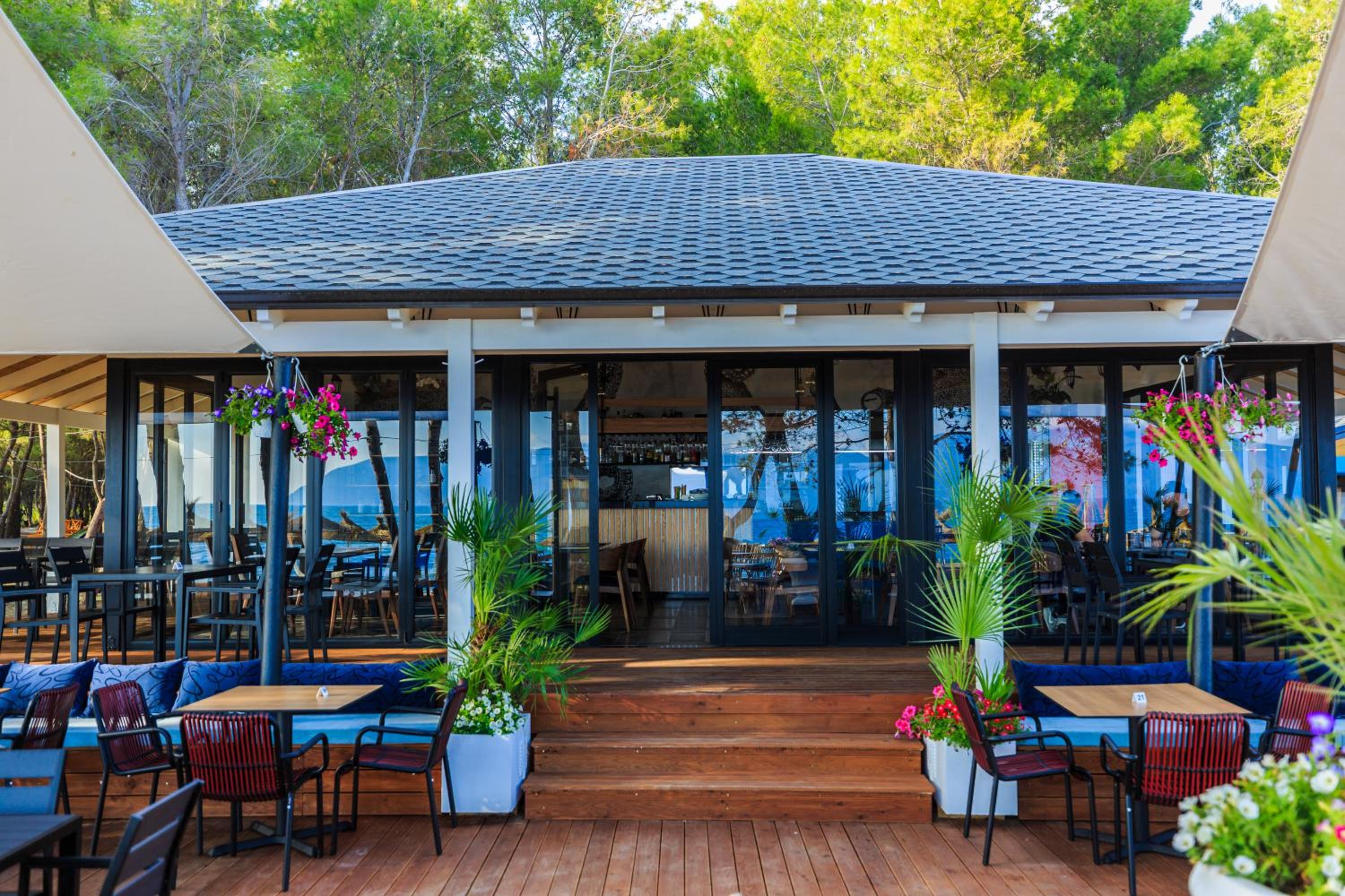ECUADOR Resort
