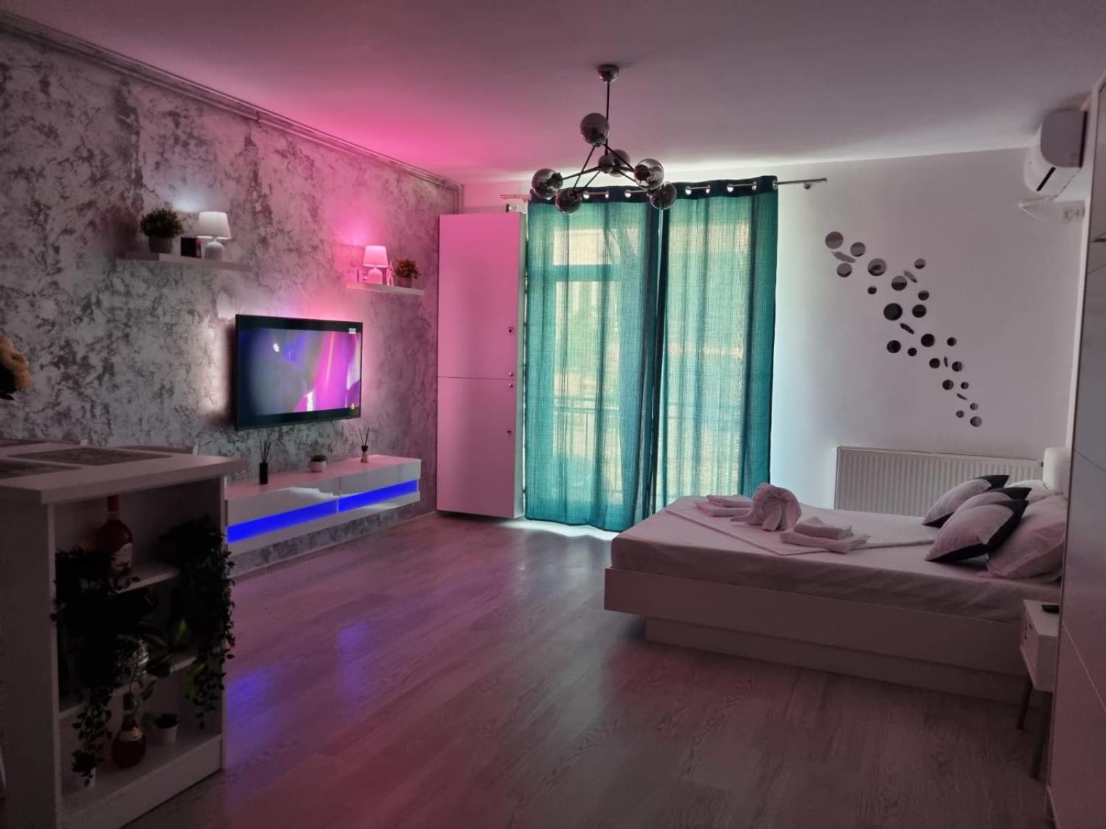 Delux Studio Mamaia Nord view 3