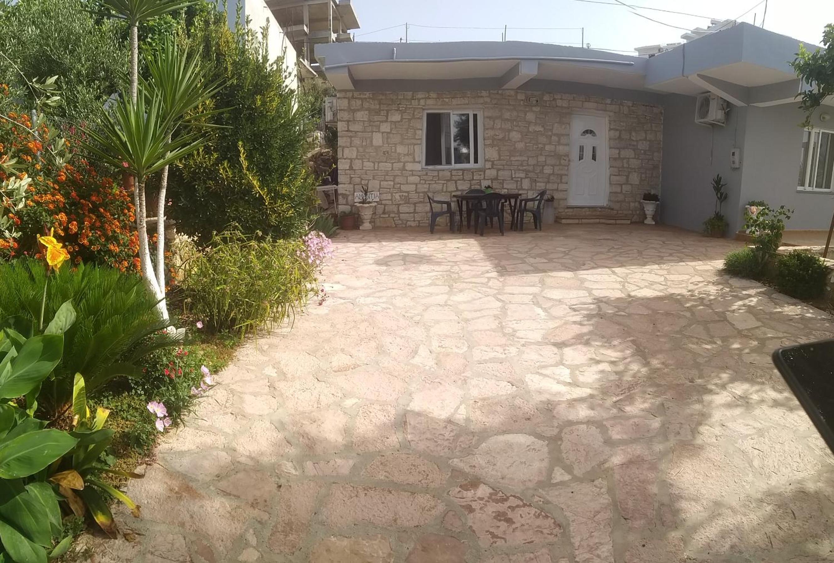 Amantia Apartments