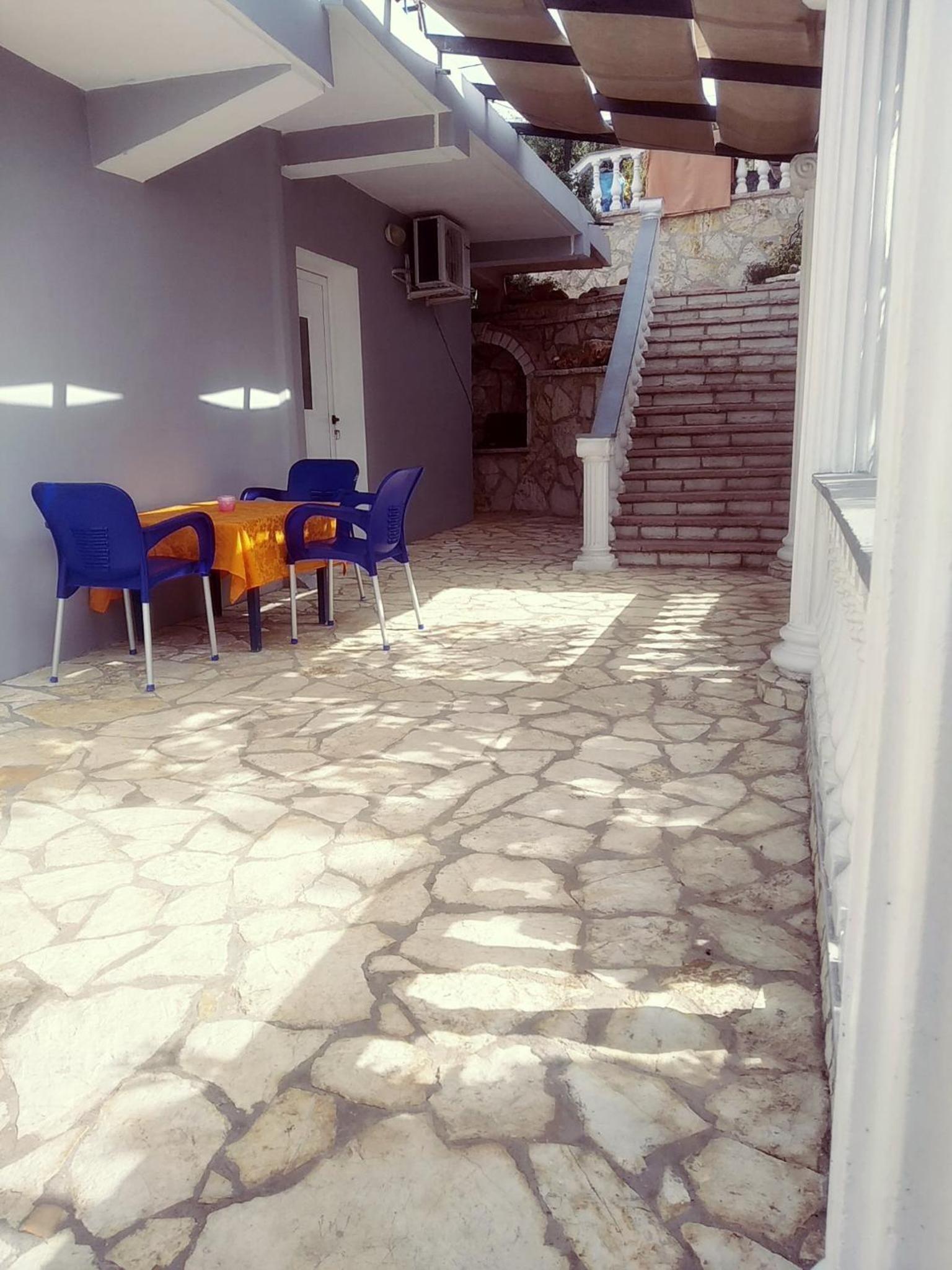Amantia Apartments