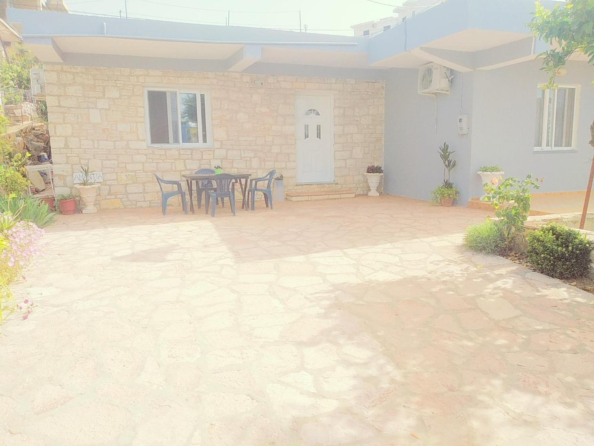 Amantia Apartments