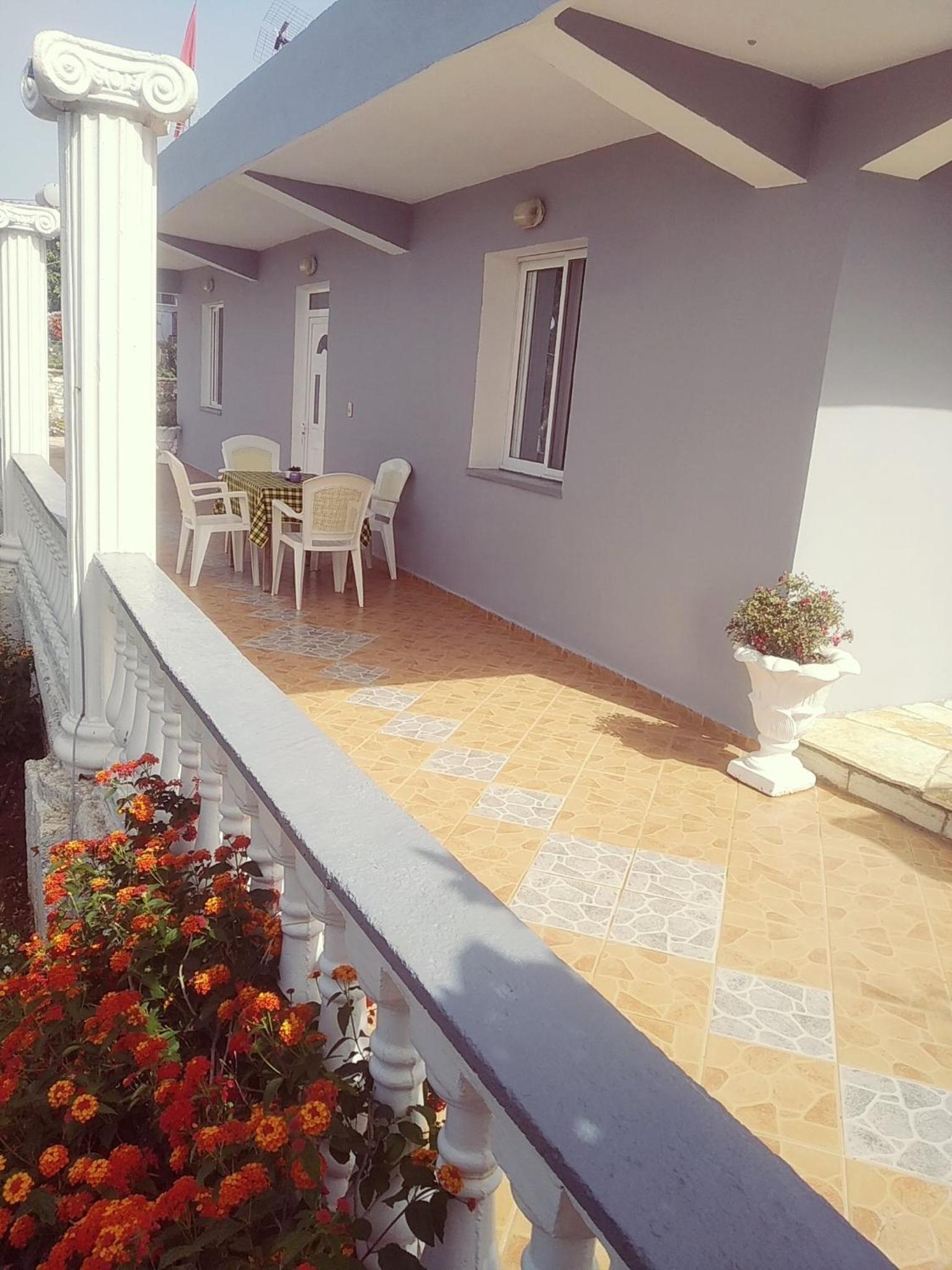 Amantia Apartments