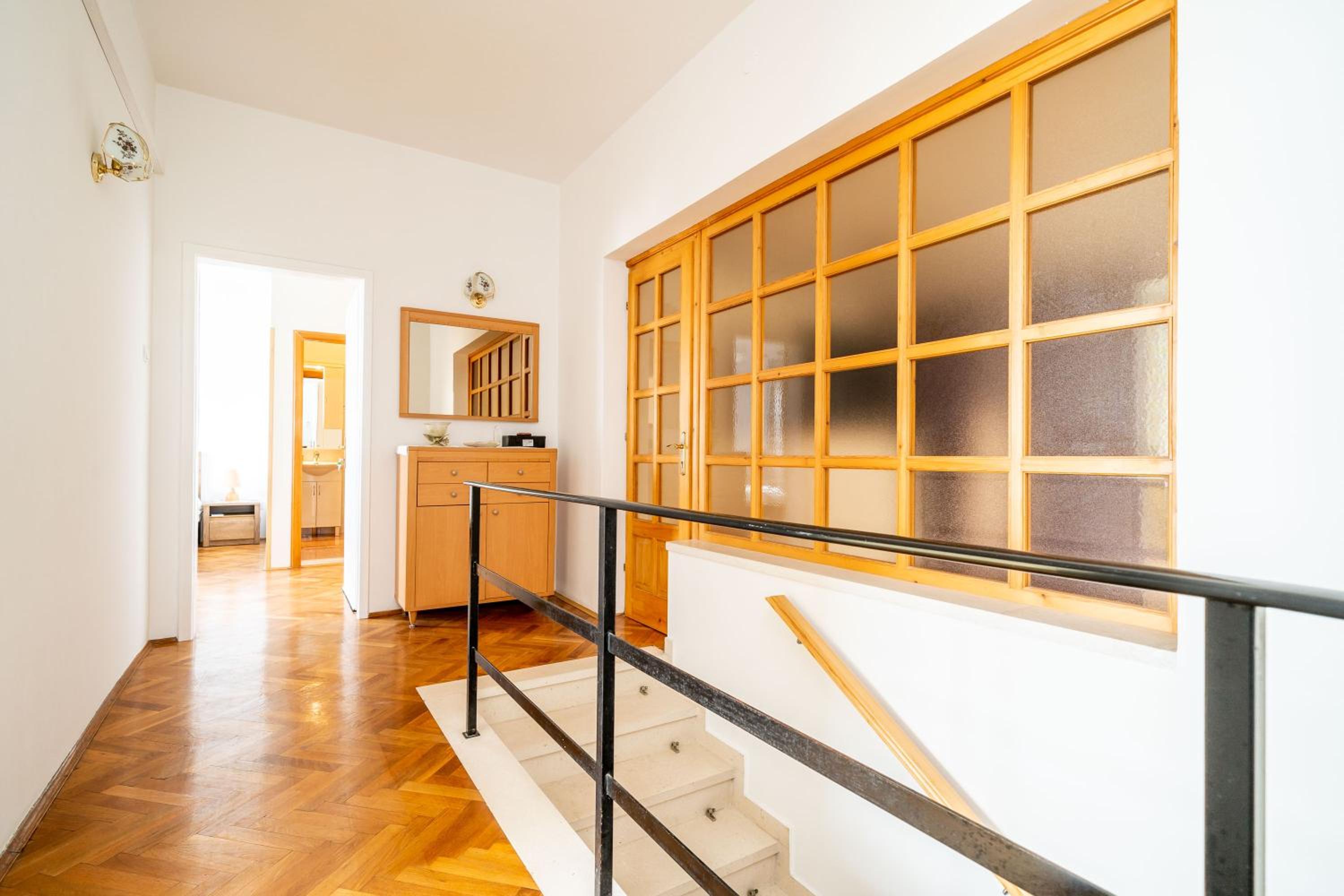 Apartments Kazo