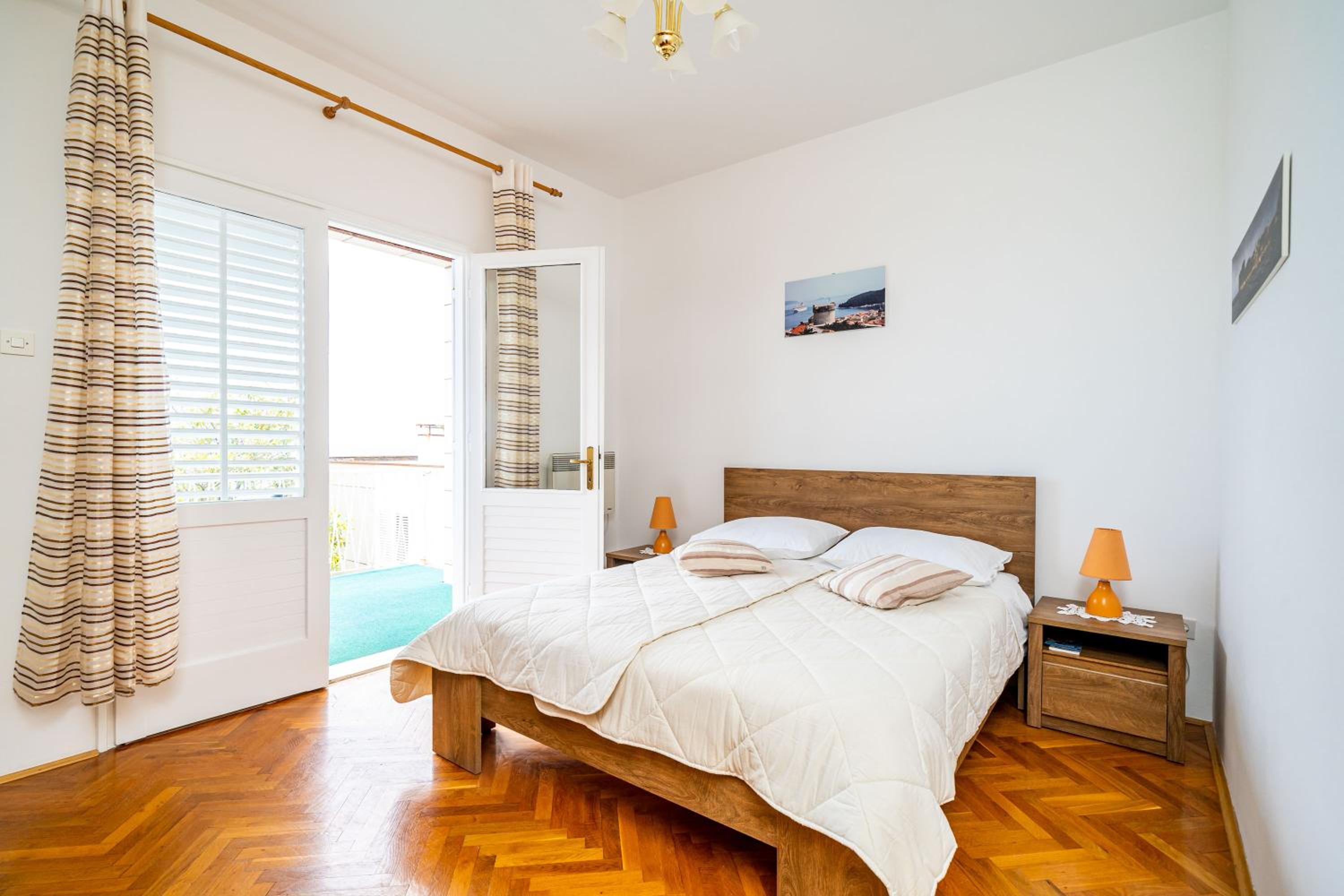 Apartments Kazo