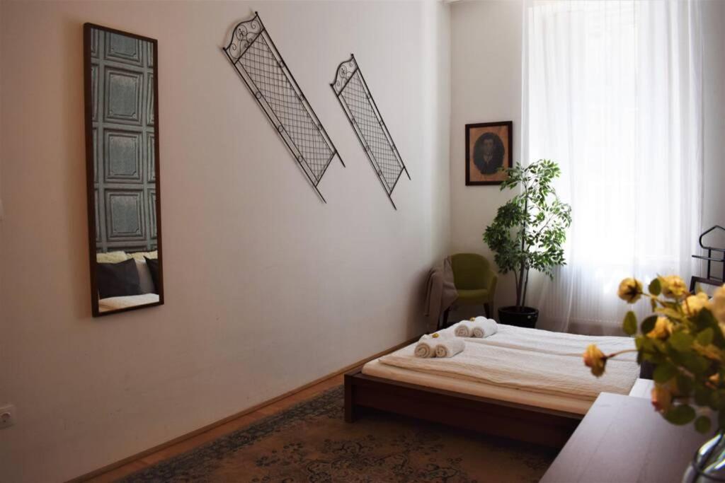 Your Gorgeous and Spacious Dream Home FREE Parking view 4