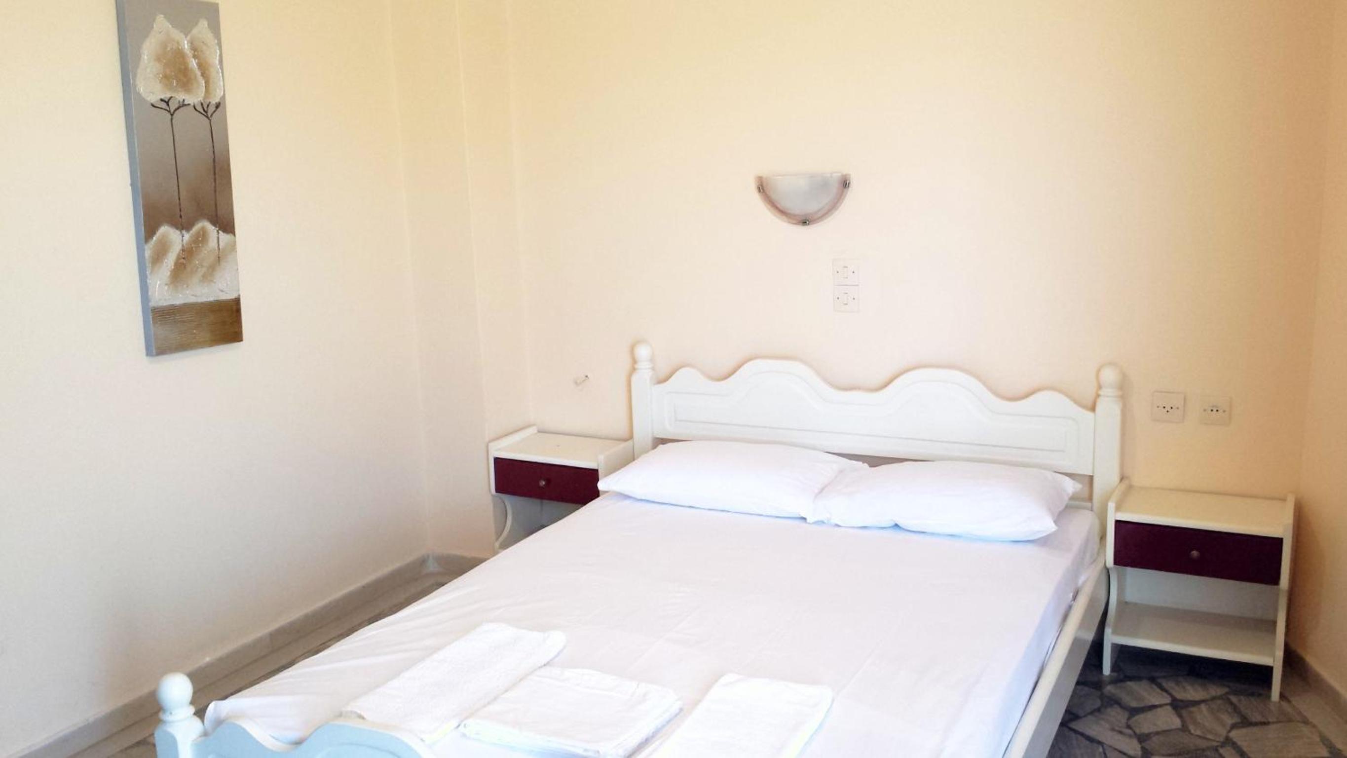 Intos Apartments