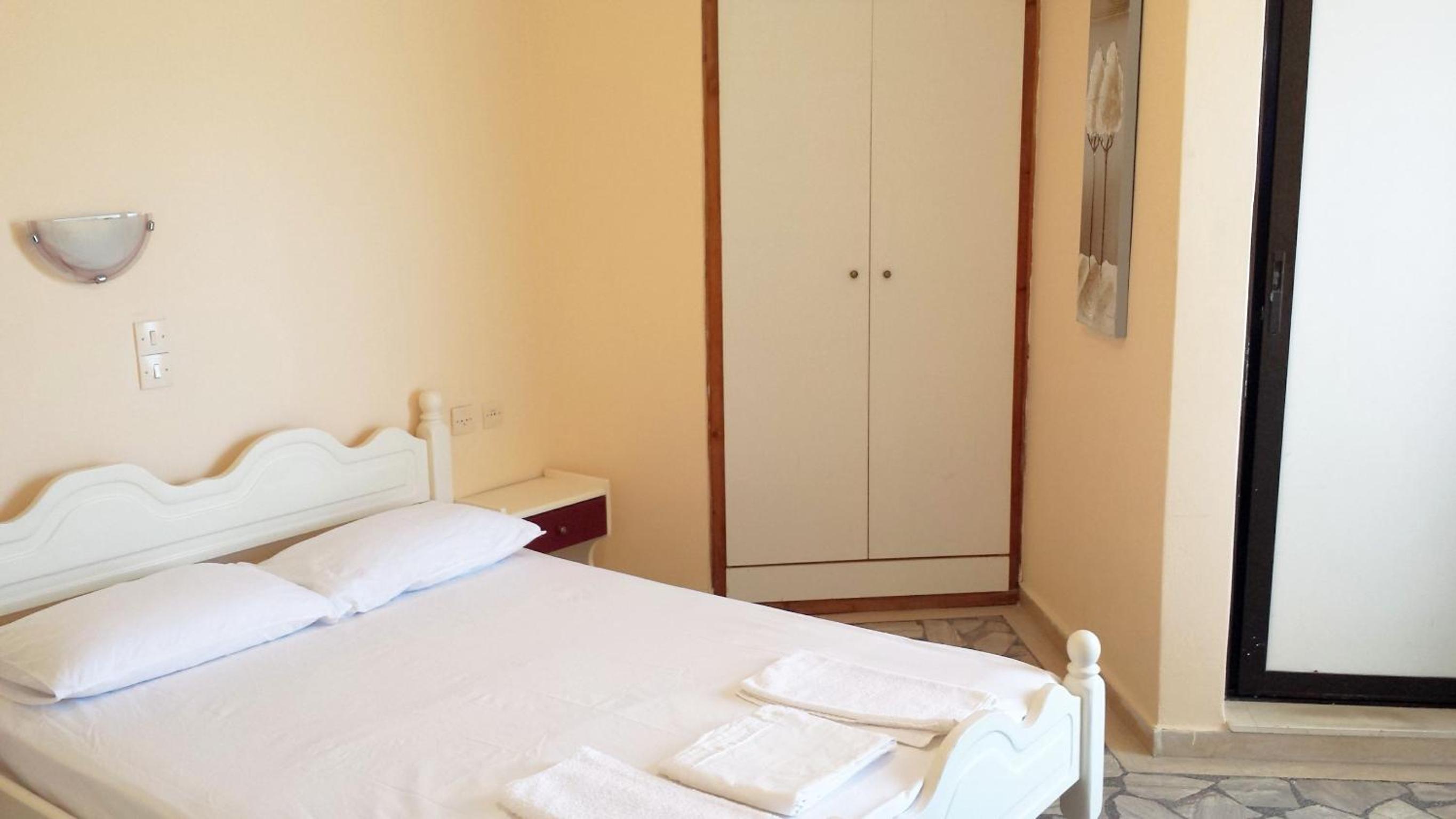 Intos Apartments