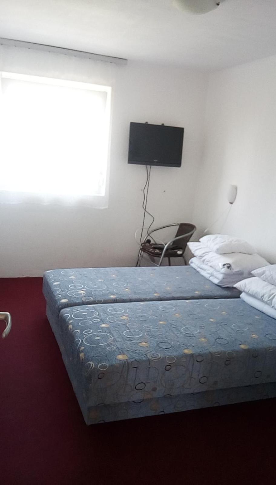 Photo 23