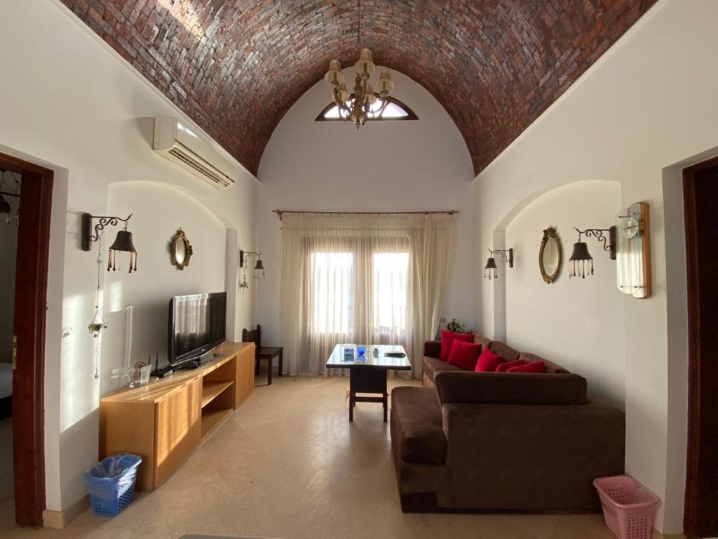 Sabina El Gouna - Pool and Lagoon Ap-2 view 3