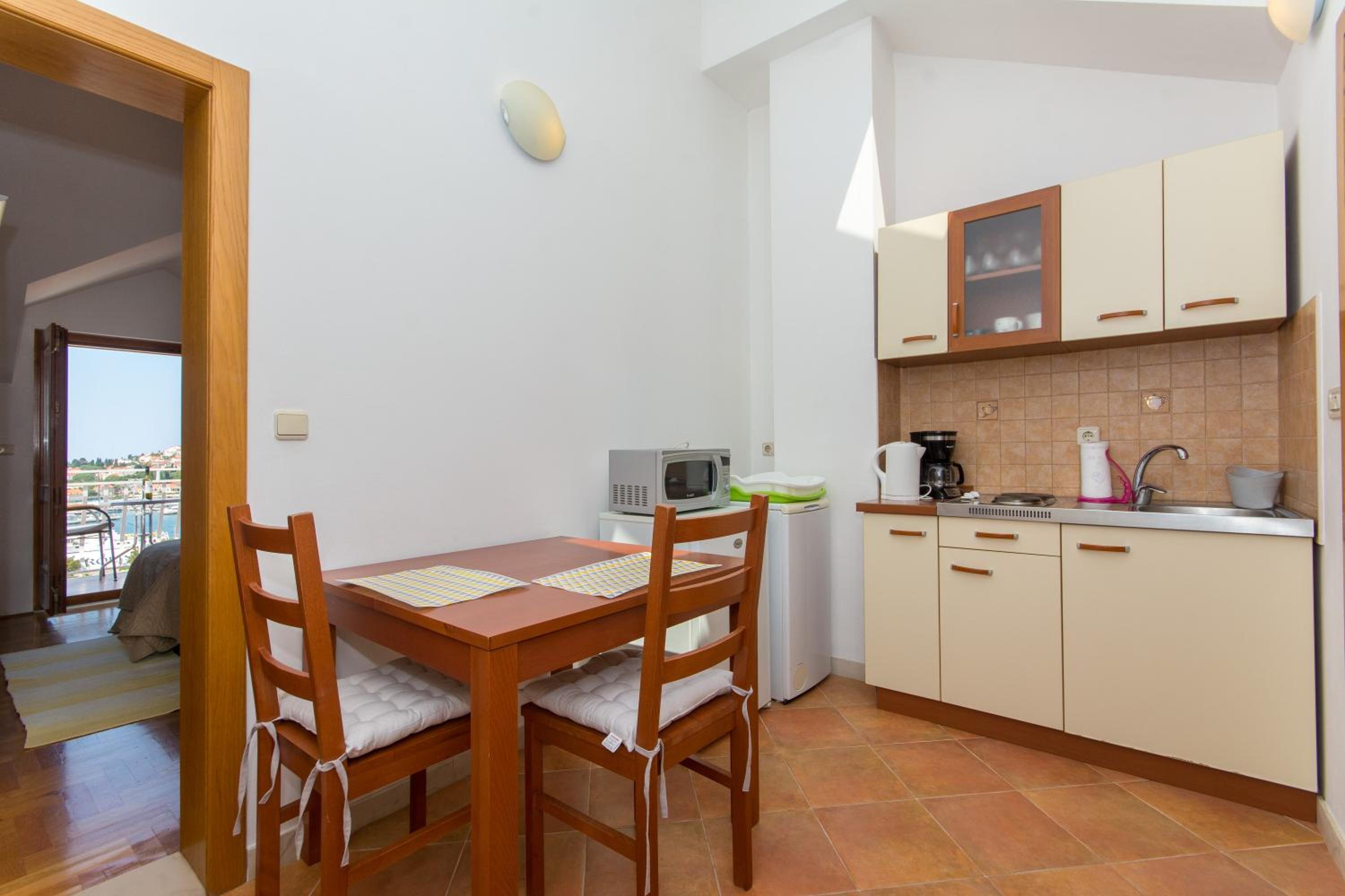 Apartment in port with sea view