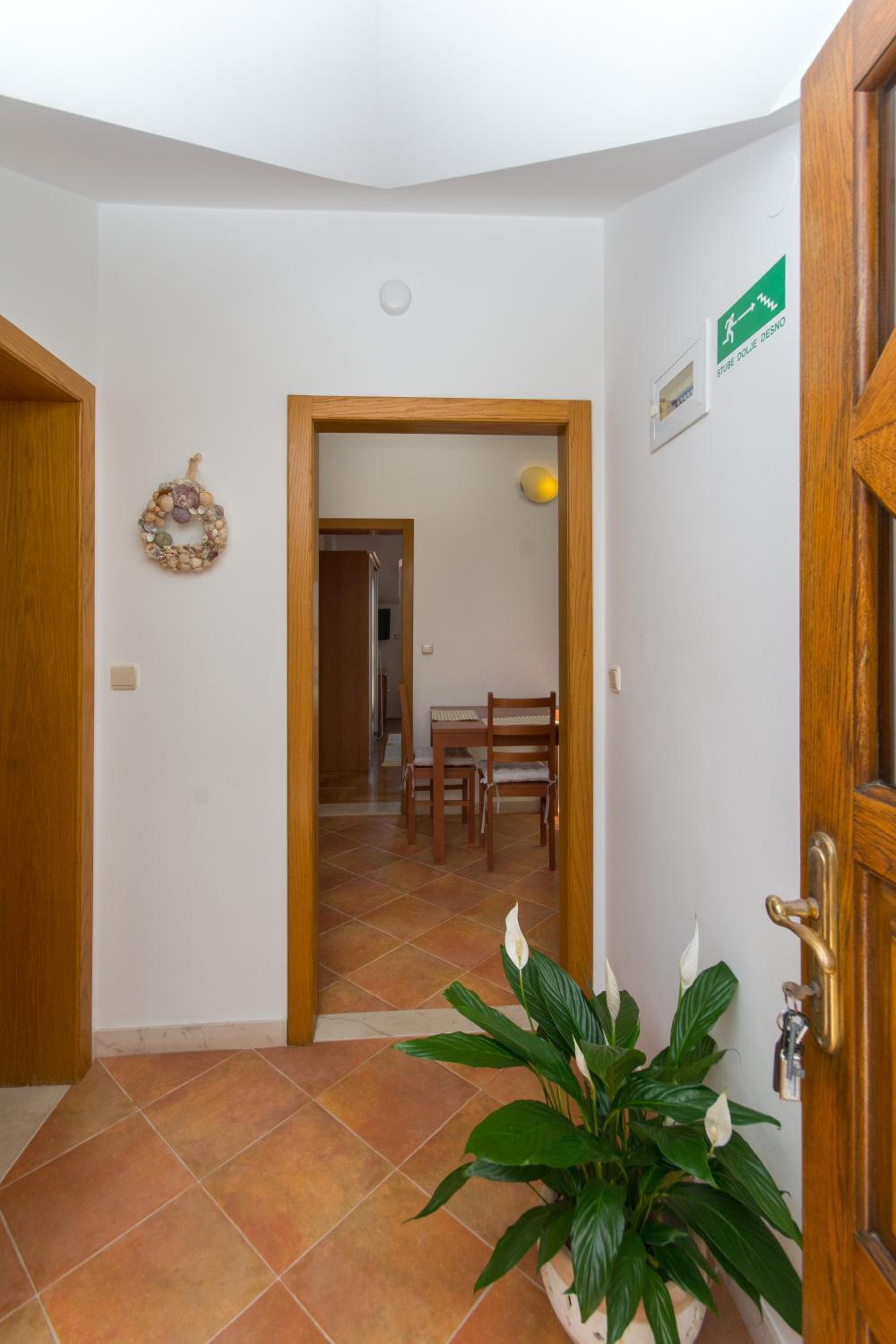 Apartment in port with sea view