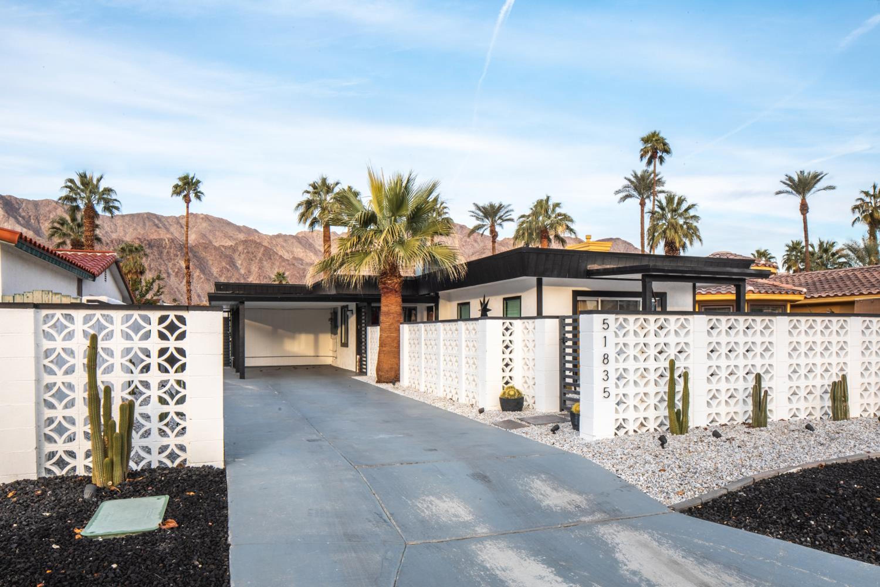 Hotel Mid-Century Modern Home in Beautiful La Quinta - Image 1