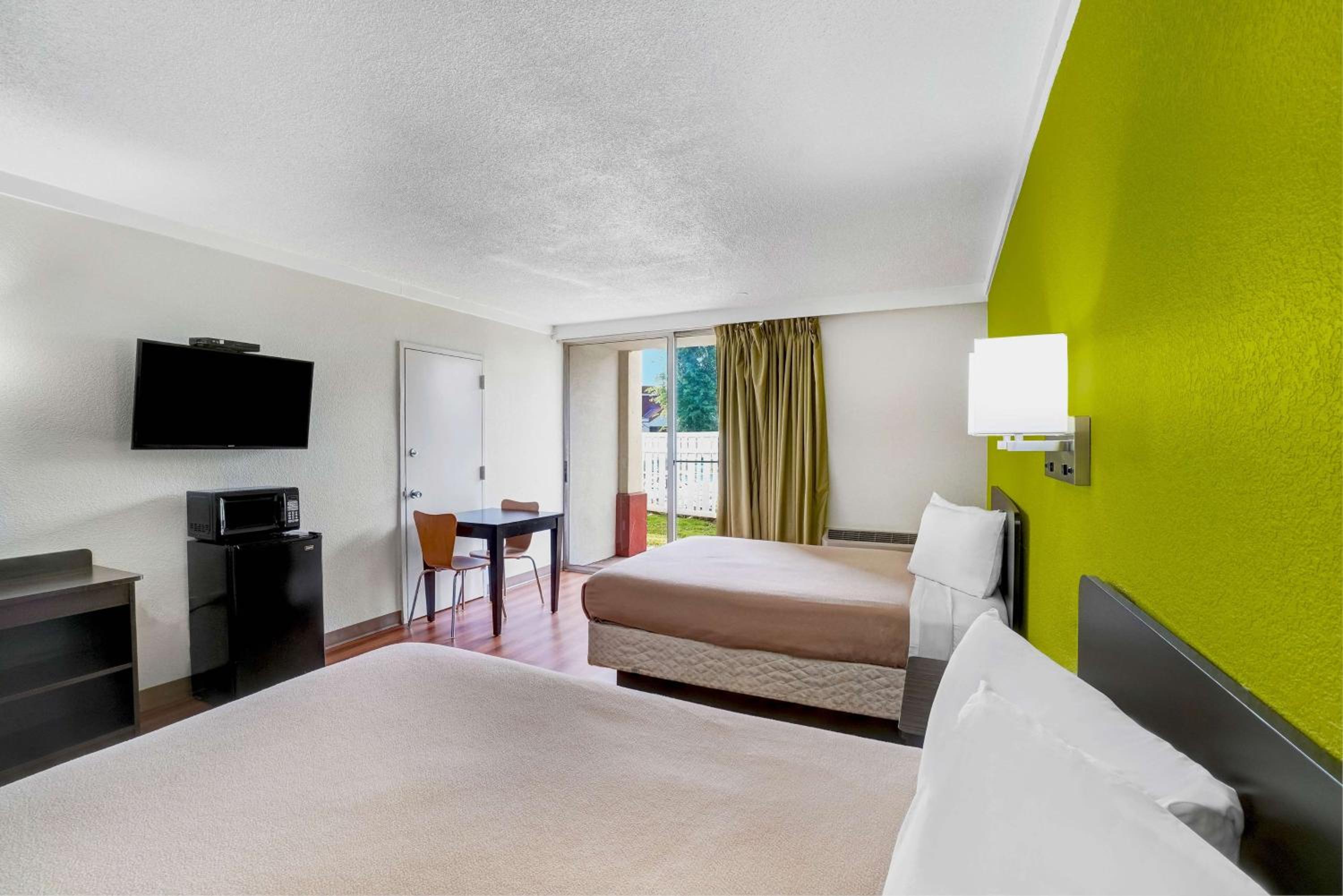 Motel 6-Lawrenceville, NJ
