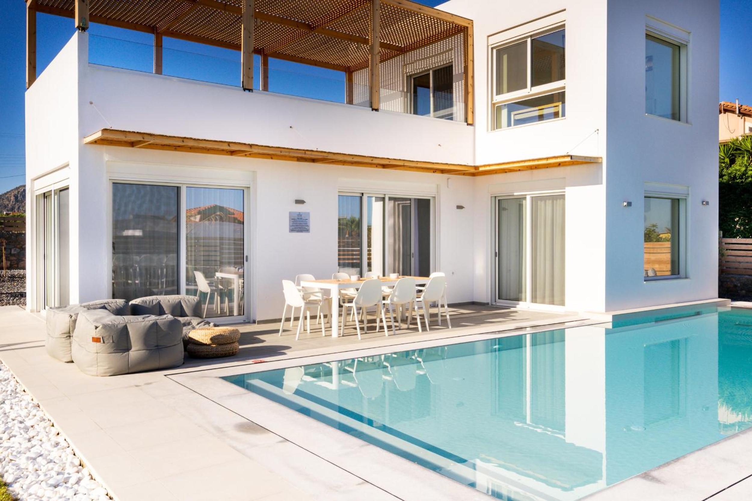 Sardines Luxury Villas view 2