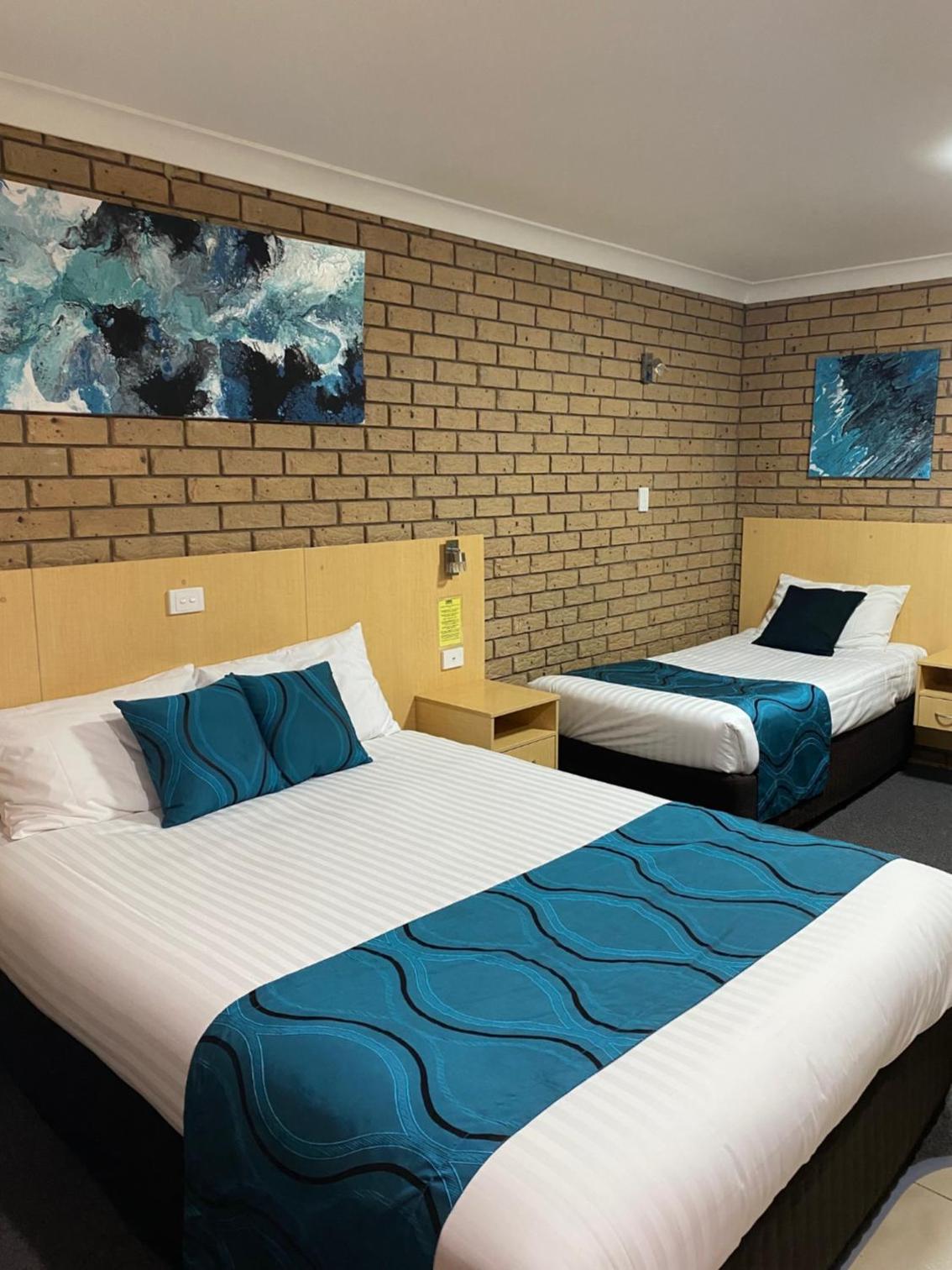 Sunray Motor Inn