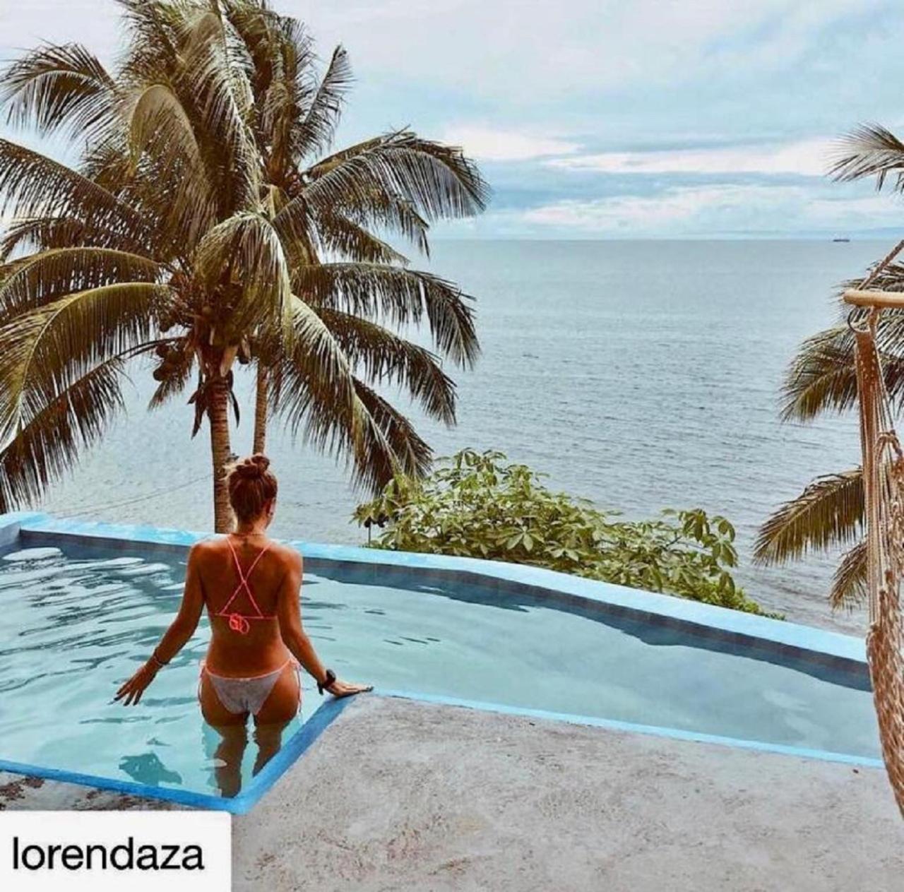 Bintana Sa Paraiso