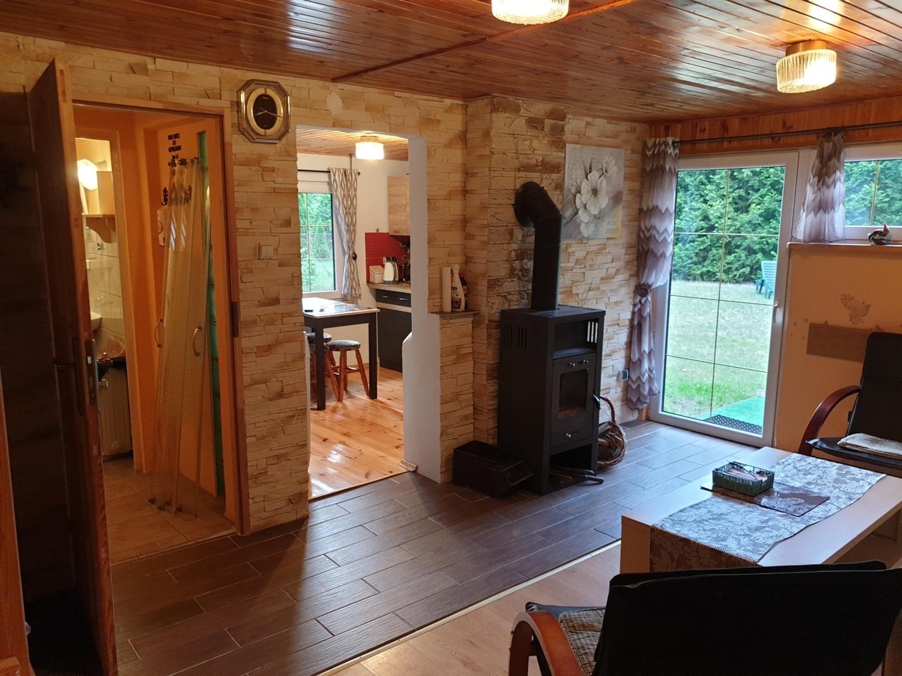 Photo 19