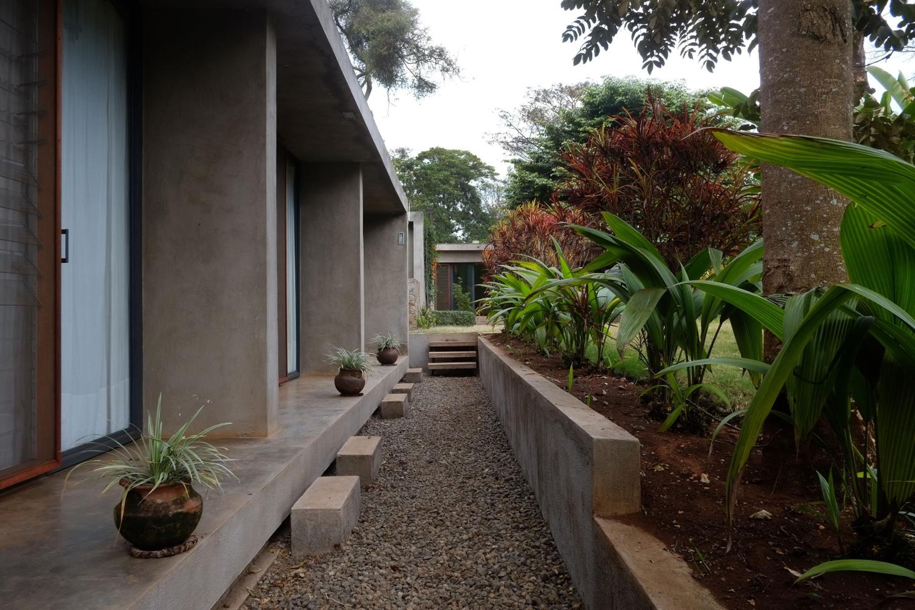 Kaliwa Lodge