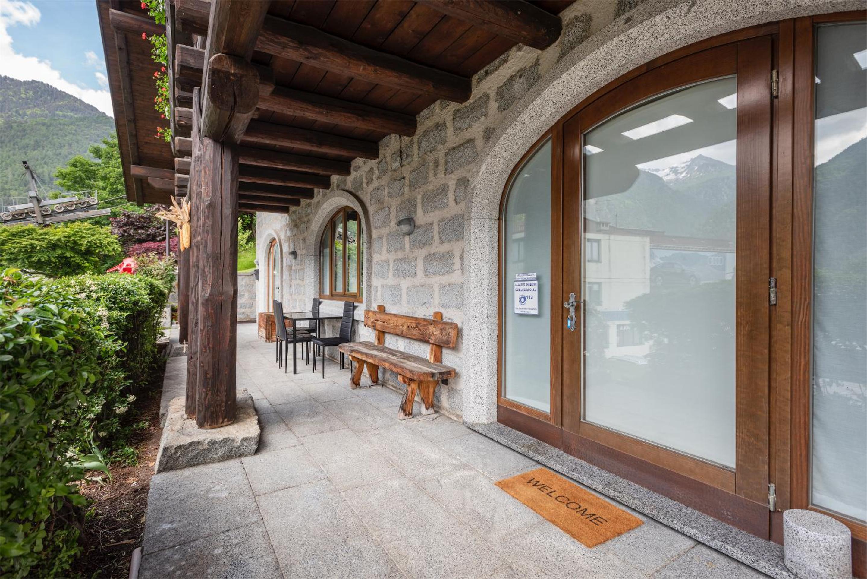 Villa Pedretti view 2