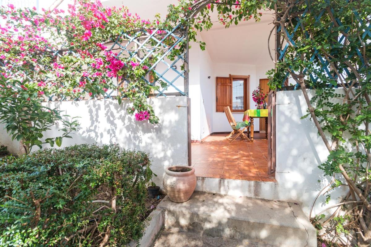 Traditional House Beranu Sardinia view 4