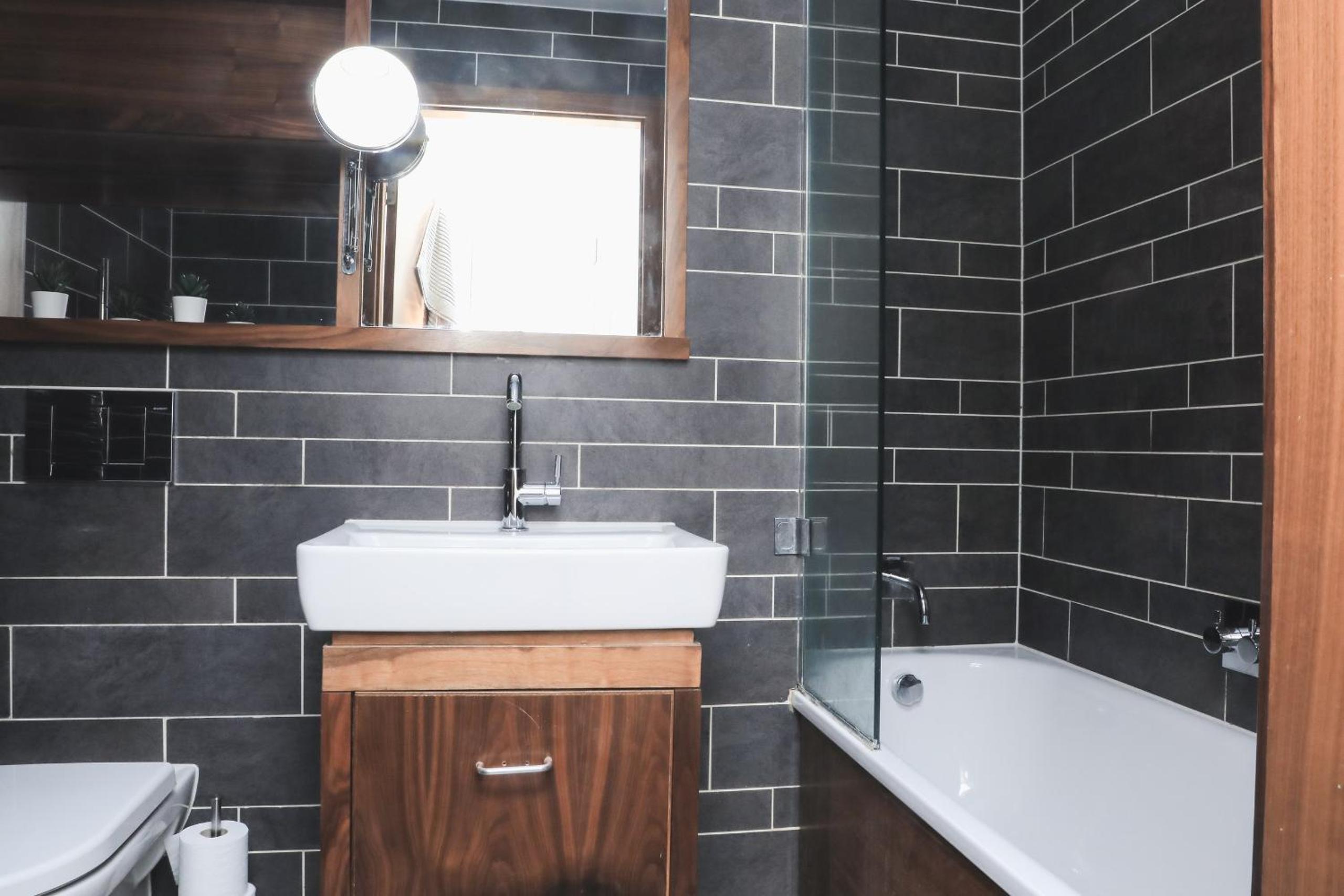 The Hayes - LONG STAY OFFER - Central Cardiff Abode by CTO Serviced Apartments view 2