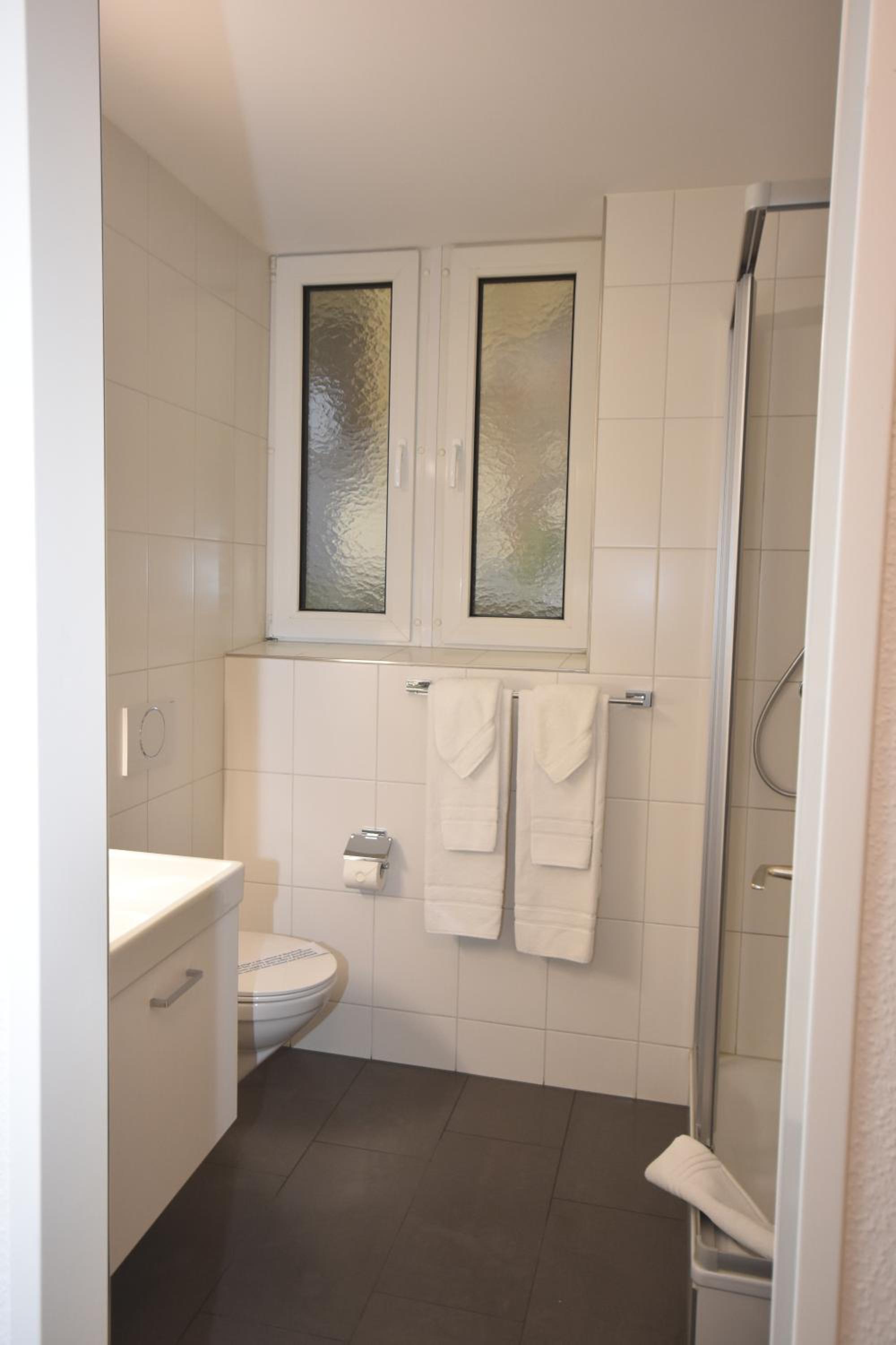 Centrally located 2BR - Color 23