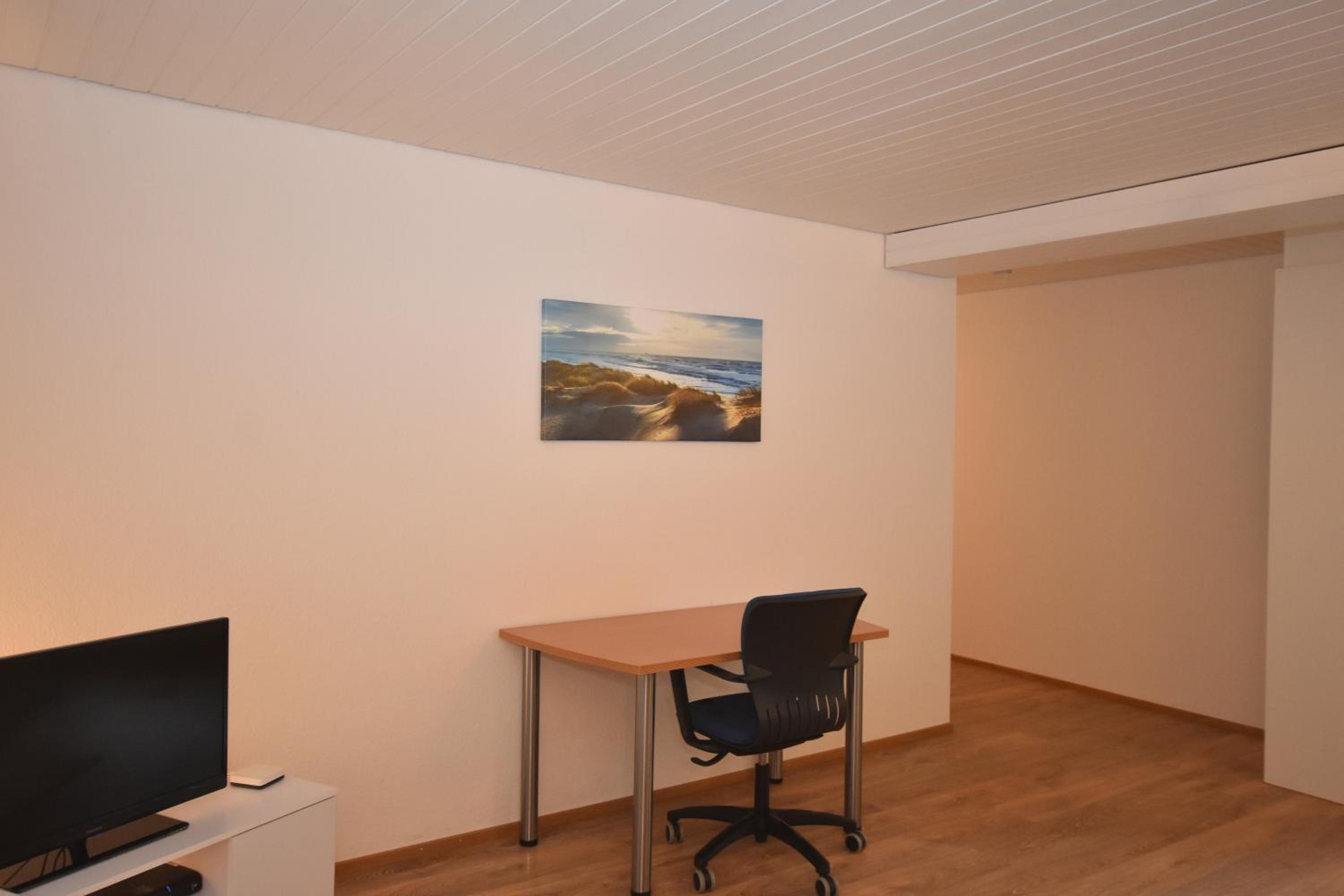 Centrally located 2BR - Color 23