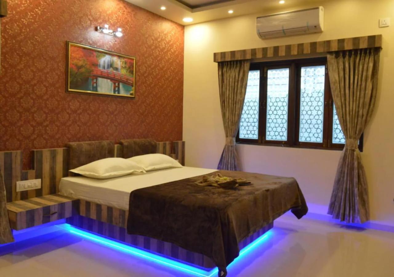 3 Bhk Villa With Swimming pool In Panchgani view 5
